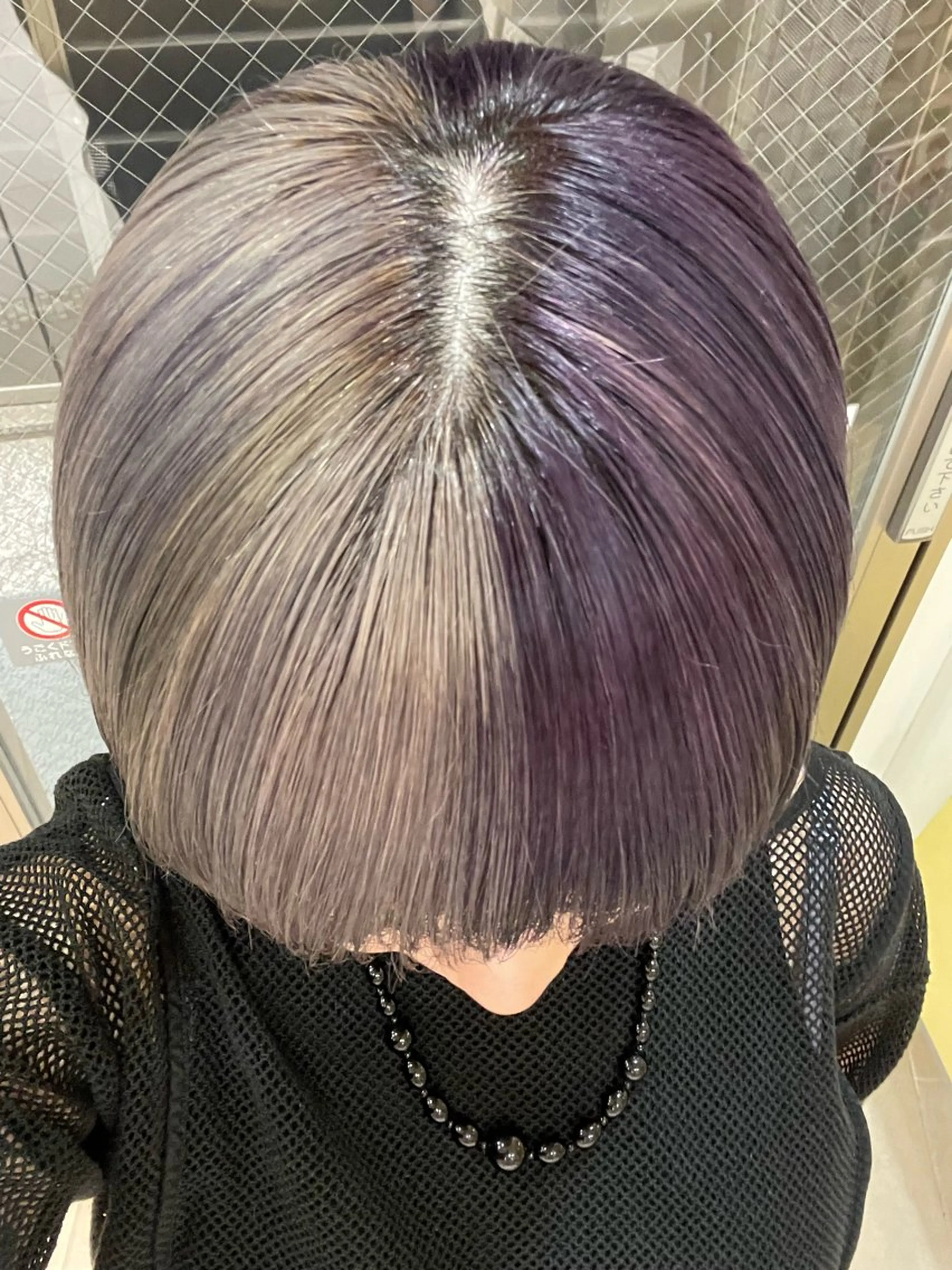 ショート ツートーンカラー ZENKO国分寺所属・まるやま ひなこ/艶髪カラーのヘアスタイル