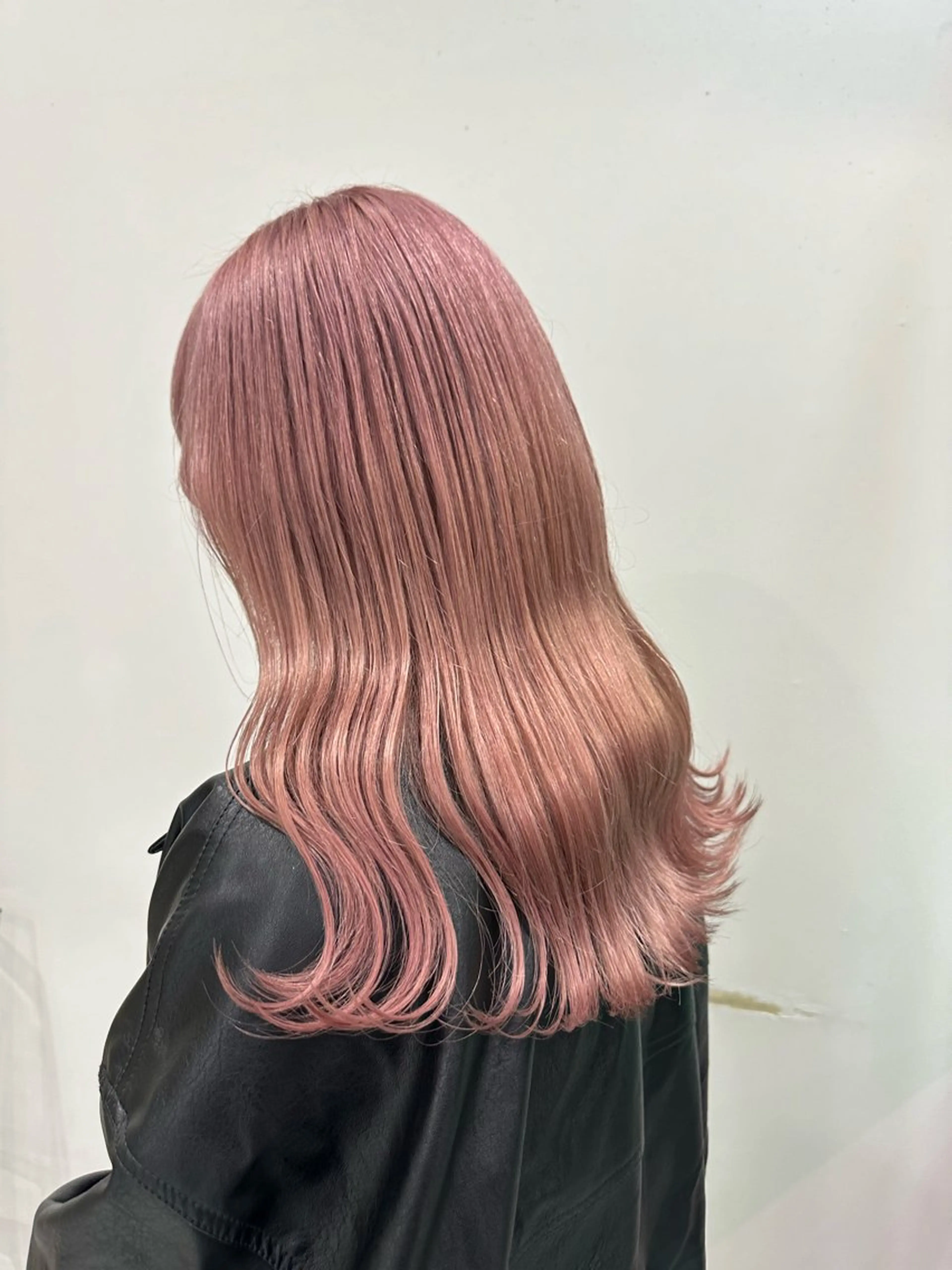 ロング カラー ベージュカラー ピンクカラー ピンクベージュ ヘアカラー トリートメント 渋谷/透明感カラー /半個室/こうめいのヘアスタイル