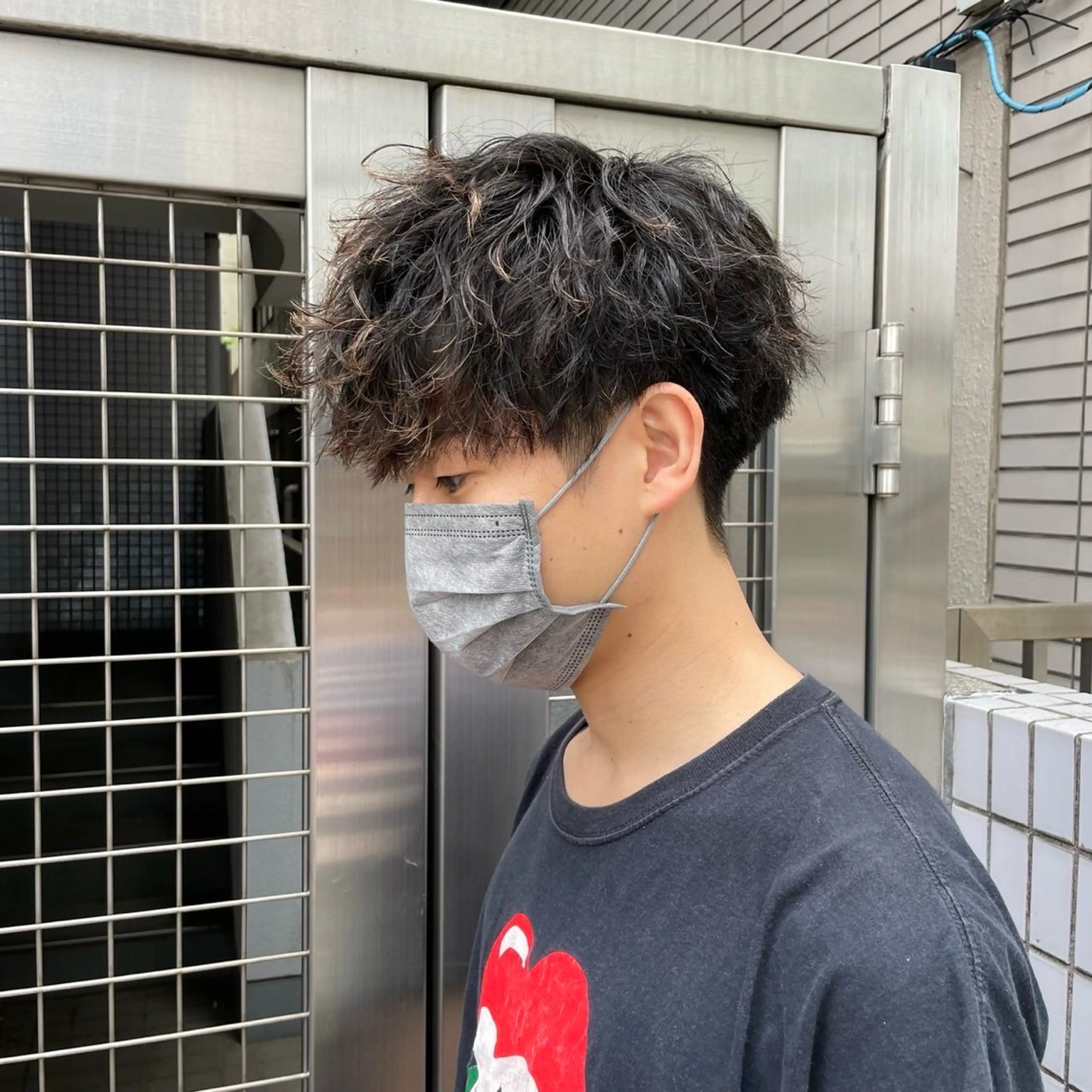 メンズ ✨艶カラーと縮毛矯正 🦖しんのすけ🦖のヘアスタイル