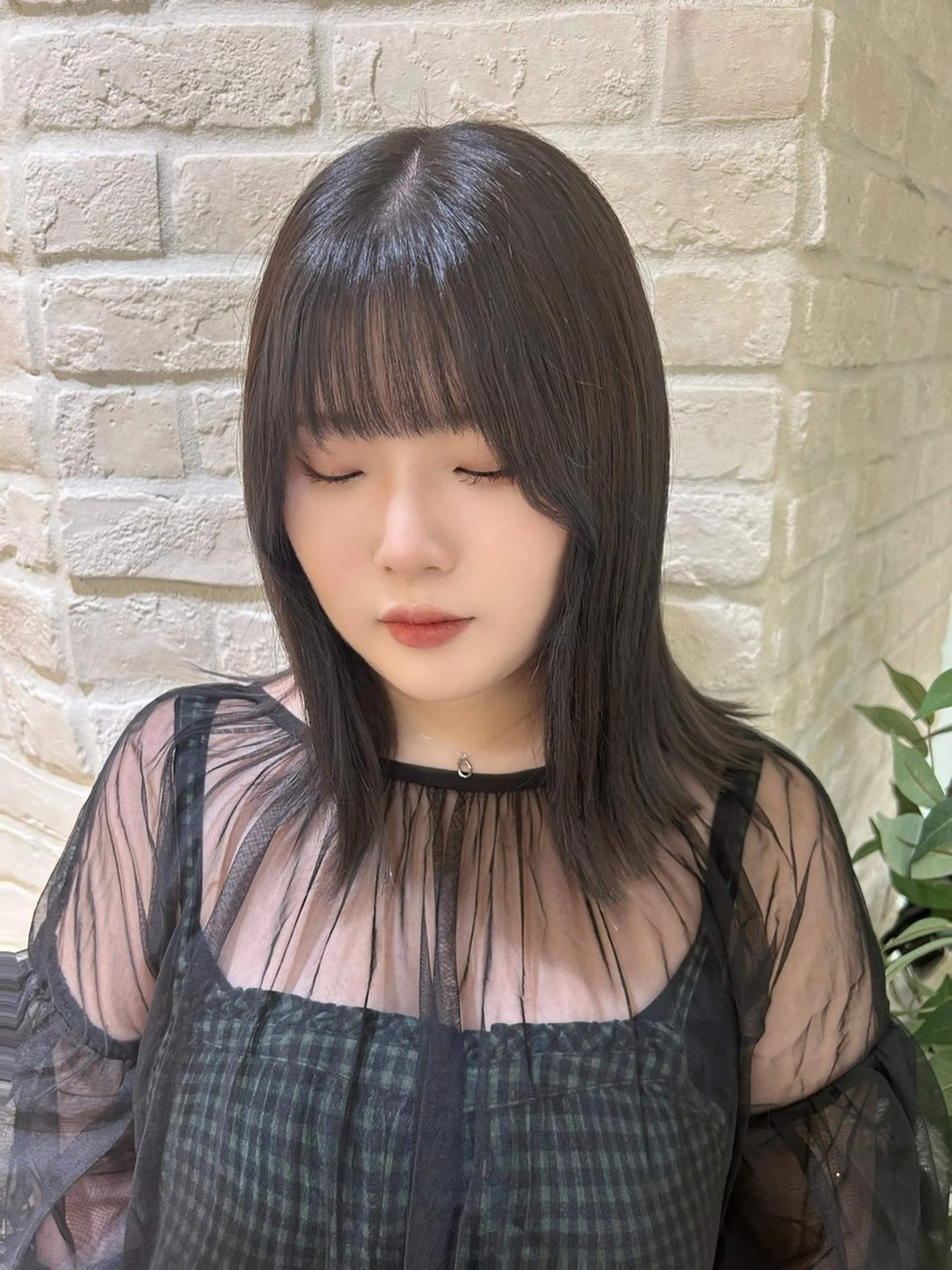 ミディアム カラー ブルーカラー カット momoha 『モテヘア🍓』のヘアスタイル