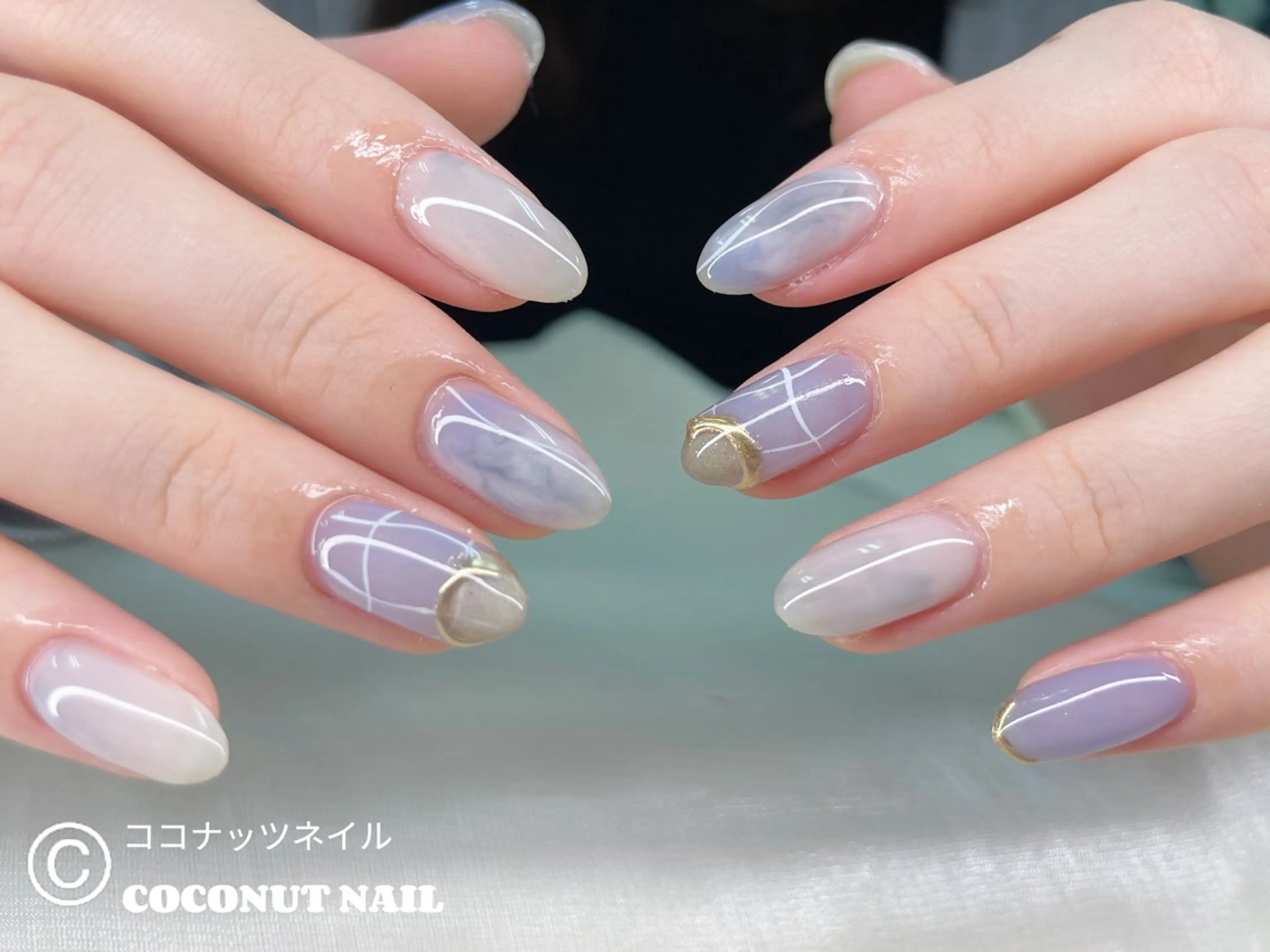 ネイル べっ甲ネイル フレンチネイル キラキラネイル マグネットネイル 大理石ネイル(マーブル) ハンドネイル 神田 ココナッツのネイルデザイン