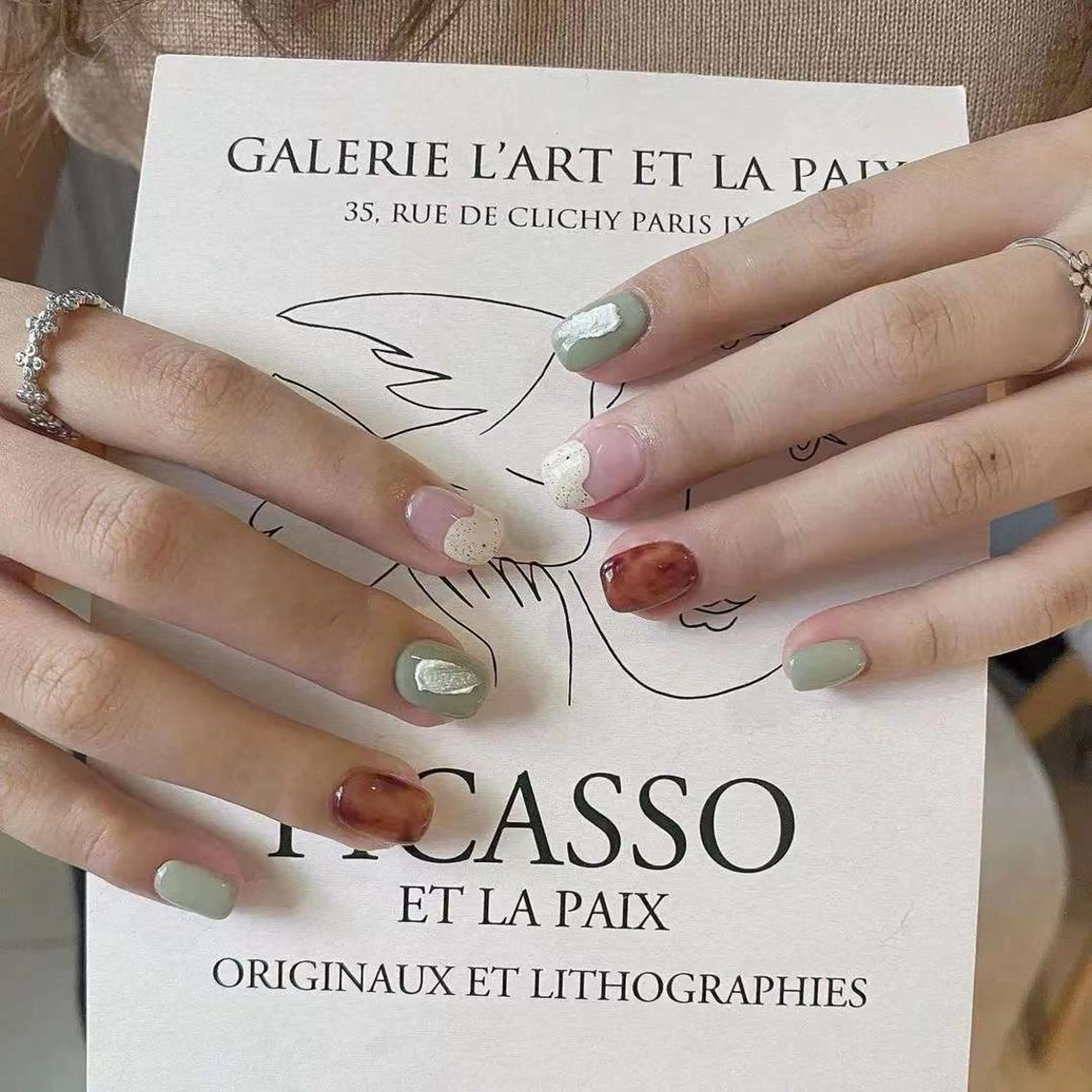 ネイル VIVIAN エイのネイルデザイン