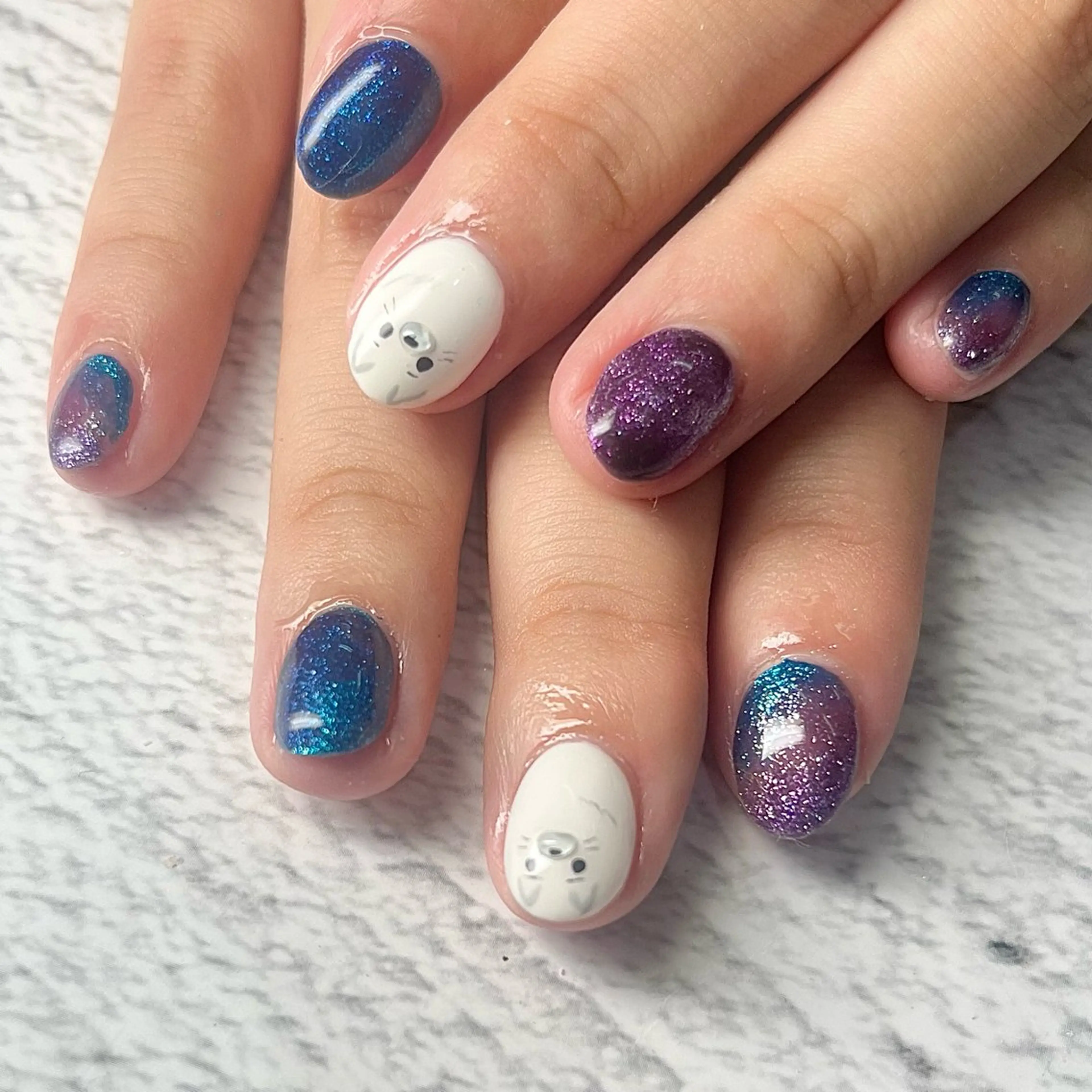 ネイル ハンドネイル Queen nail 北堀江 ASUKAのネイルデザイン
