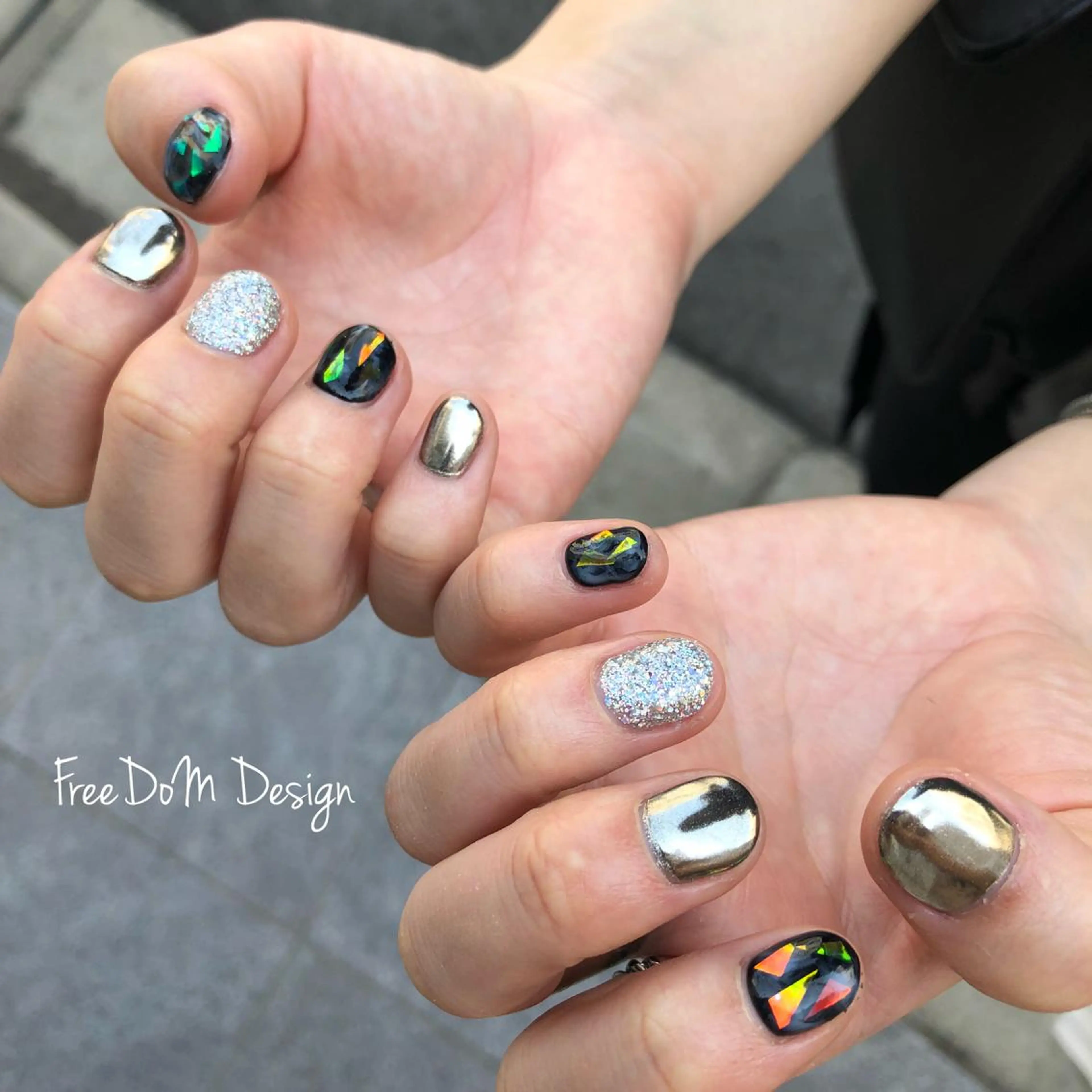 ネイル アートネイル ＦreeDoＭ   Design所属・W KUMIのネイルデザイン