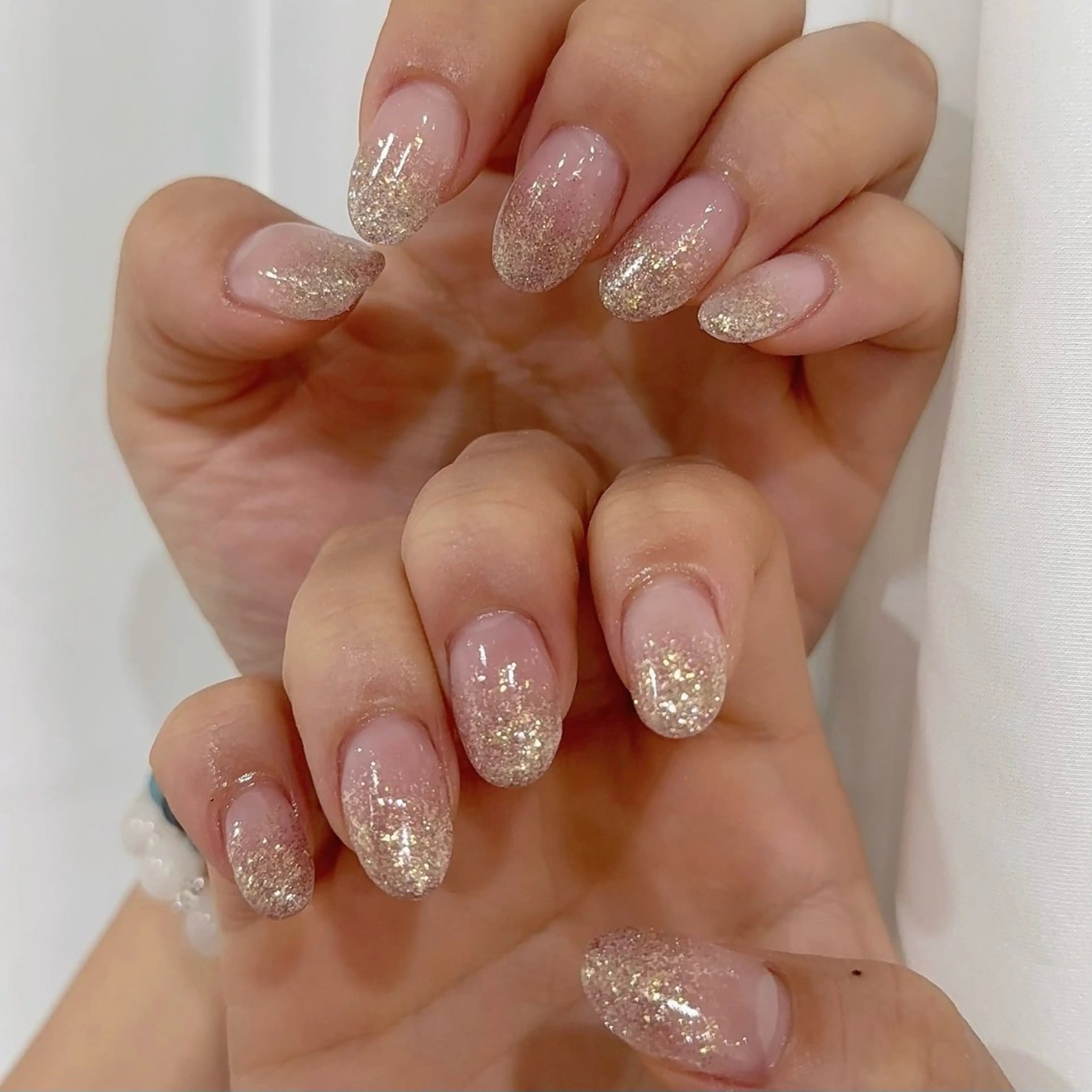 ネイル クリアネイル フラッシュネイル フレンチネイル ジェルネイル グラデーション Reilly nail.所属・Reillynail レイリーネイルのネイルデザイン