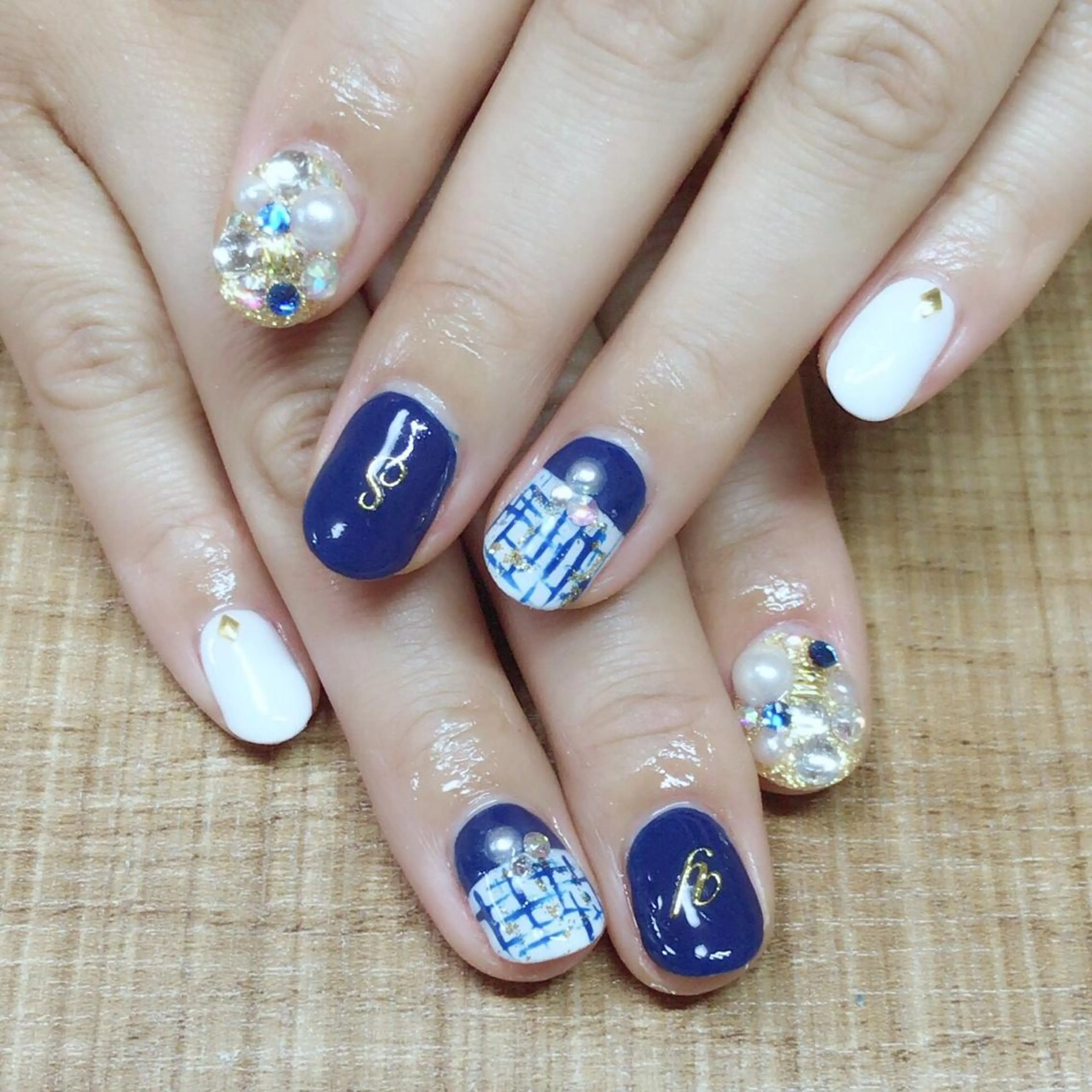 ネイル アートネイル 安藤 Charlotteのネイルデザイン