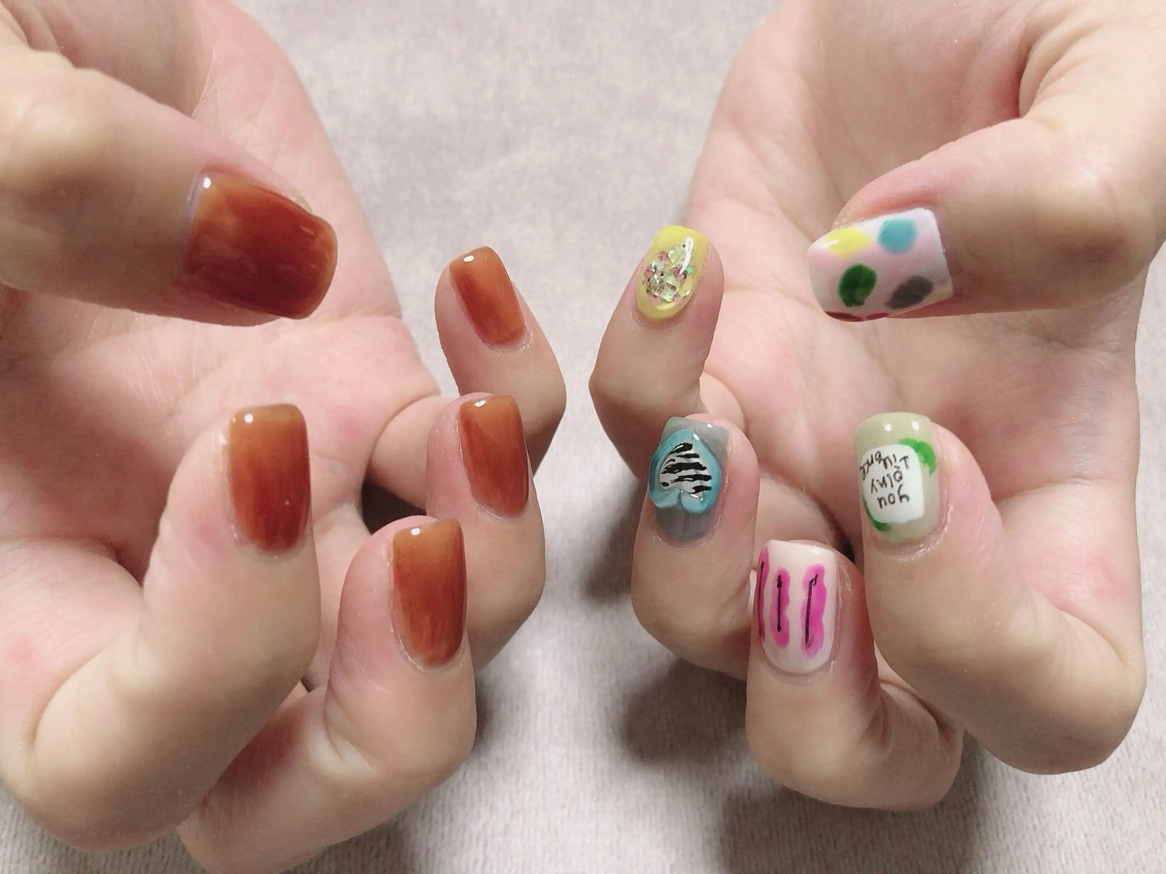 ネイル アートネイル ニュアンスネイル ハンドネイル mano nella mano所属・mano nella manoのネイルデザイン