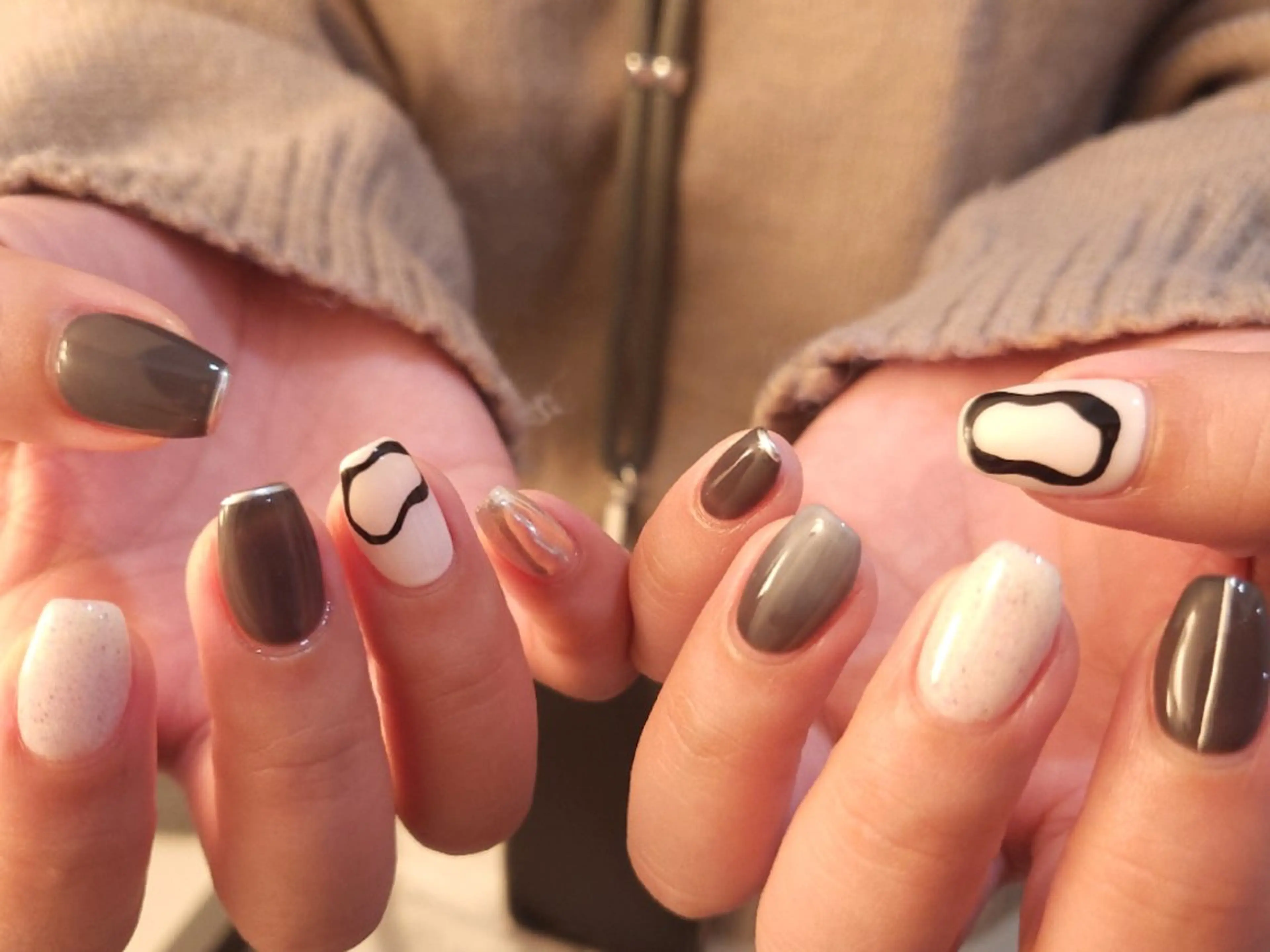 ネイル ジェルネイル 持ち込み ニュアンスネイル パラジェル puku nail 🌼kazu🌼のネイルデザイン