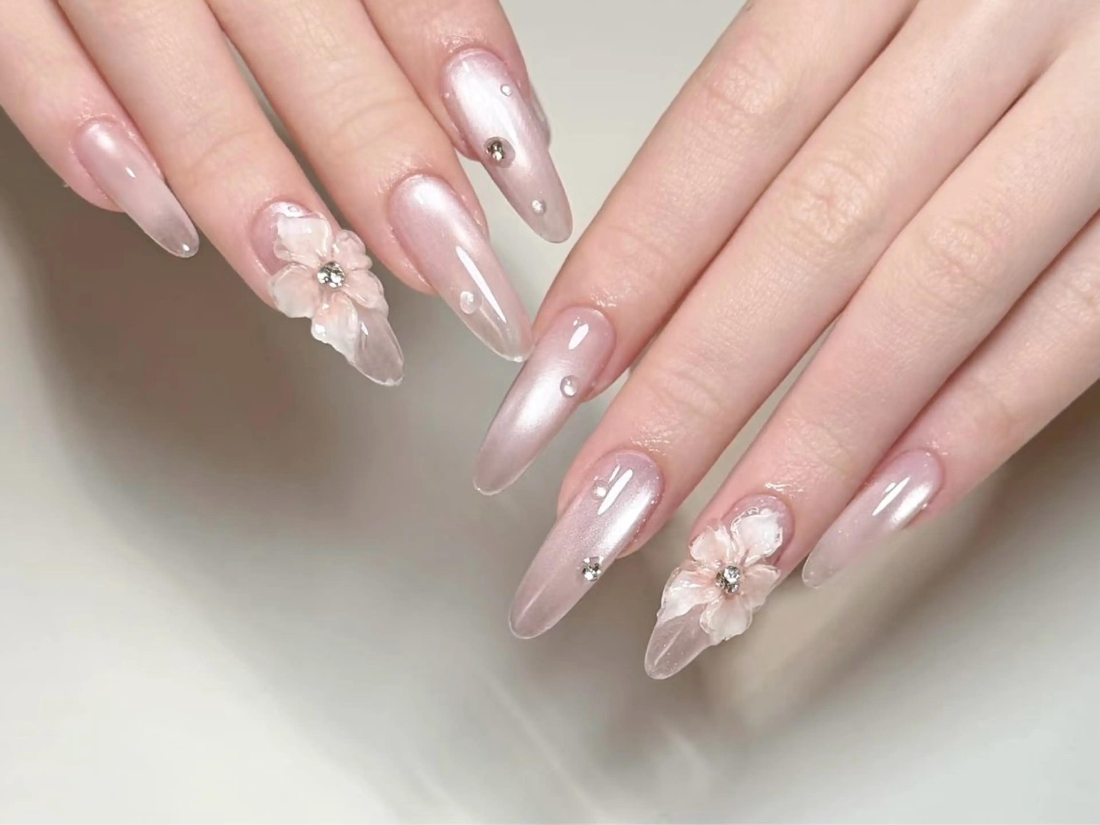 ネイル More Glam Nailsalon 大宮東口店 ～韓国ネイル・ワンホンネイル・スカルプネイル～所属・大宮 愛のネイルデザイン