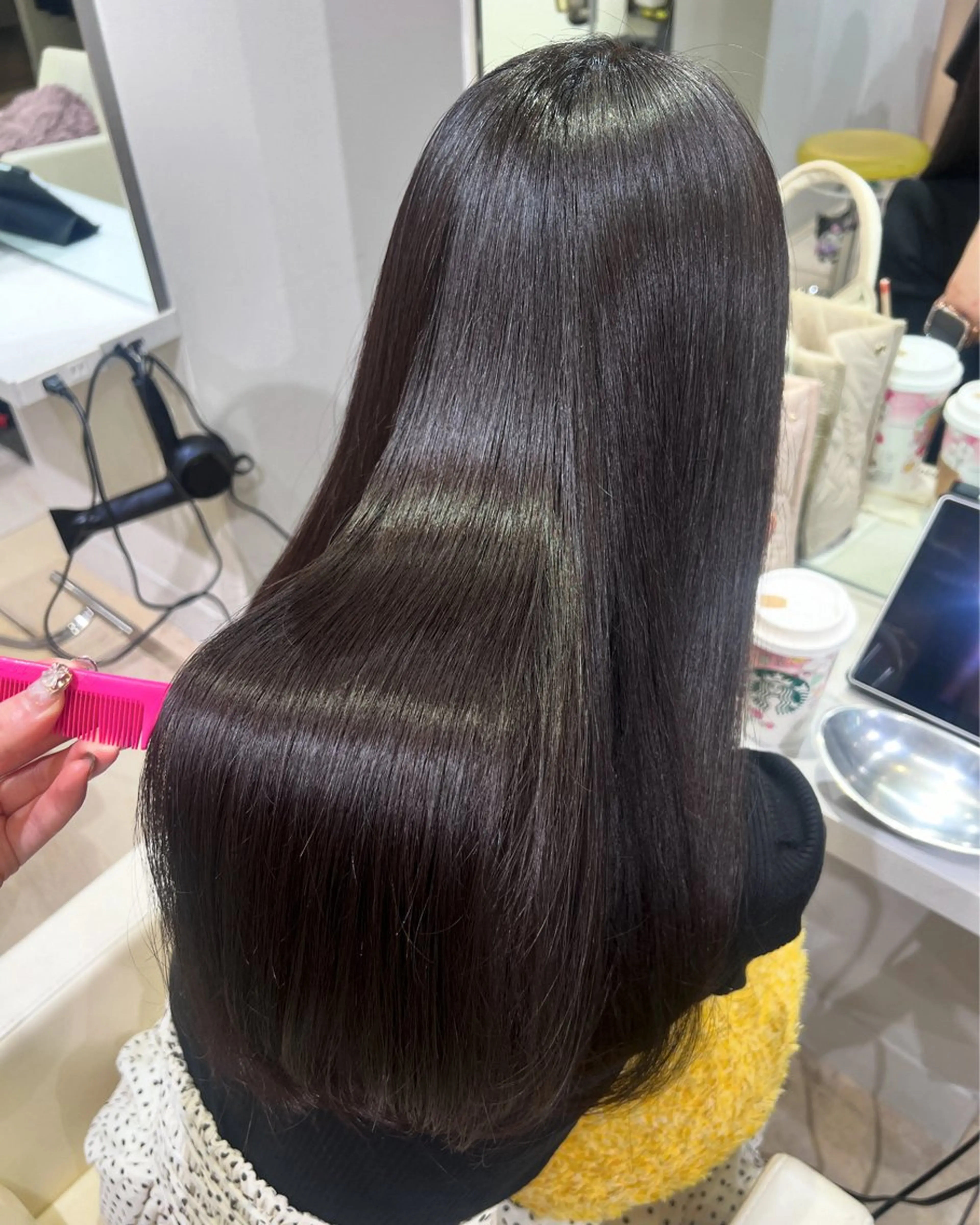 ロング 海外風レイヤー🎀 新宿MOMOKA🍑のヘアスタイル