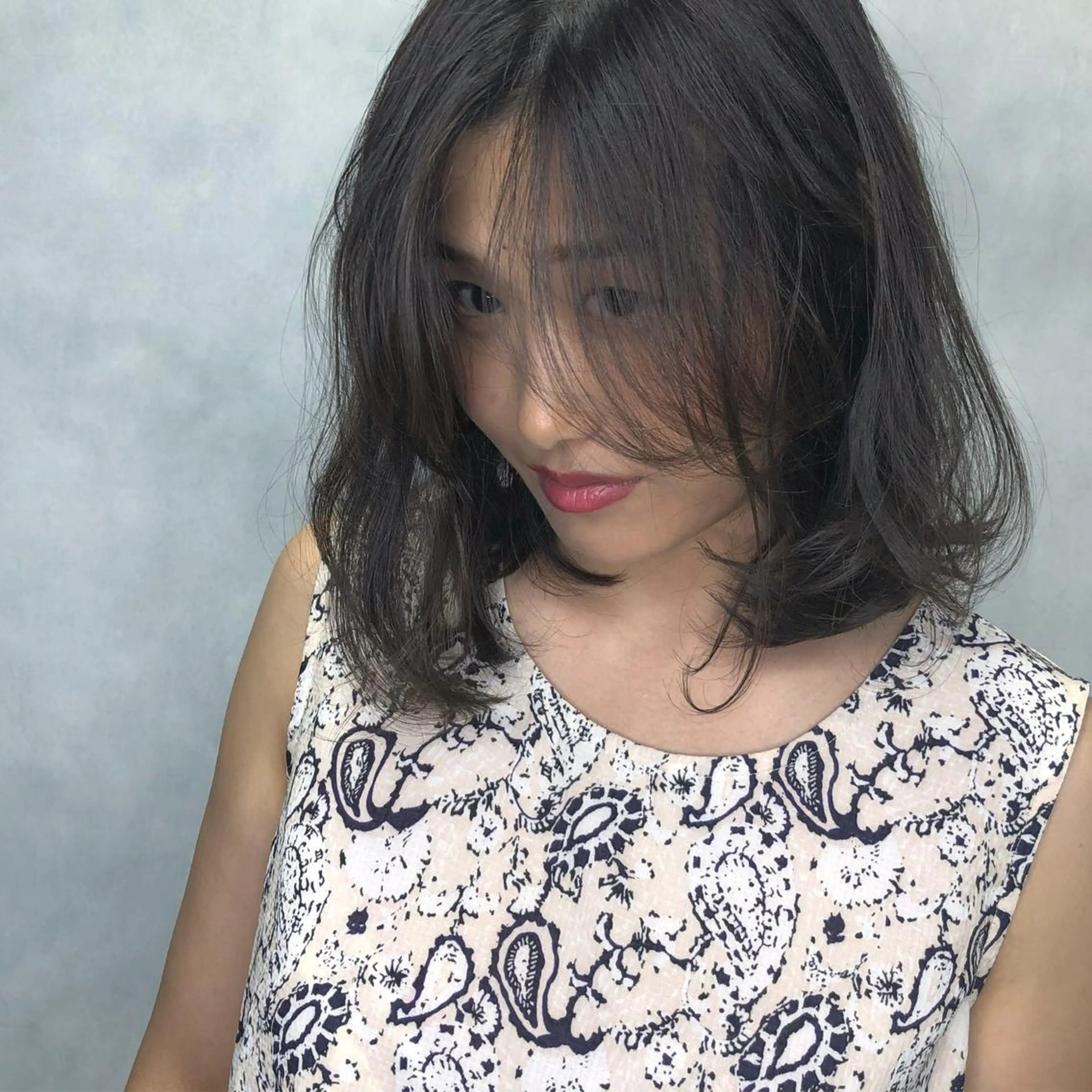 セミロング カラー ブリーチ 透明感カラー ブリーチなしカラー ORIKA 美容室のヘアスタイル