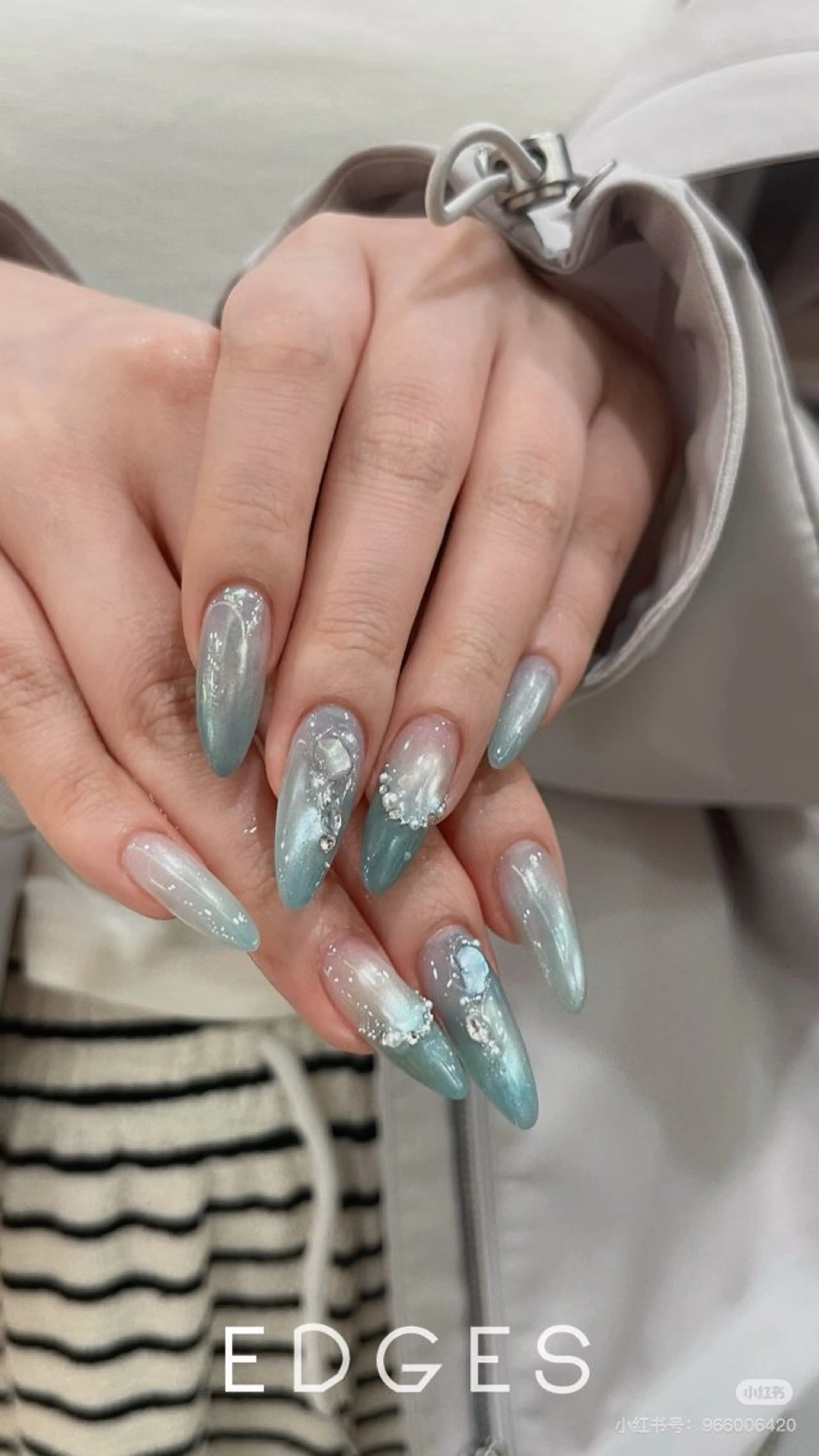 長さ出しデザインやり放題パーツ無し¥10000の写真