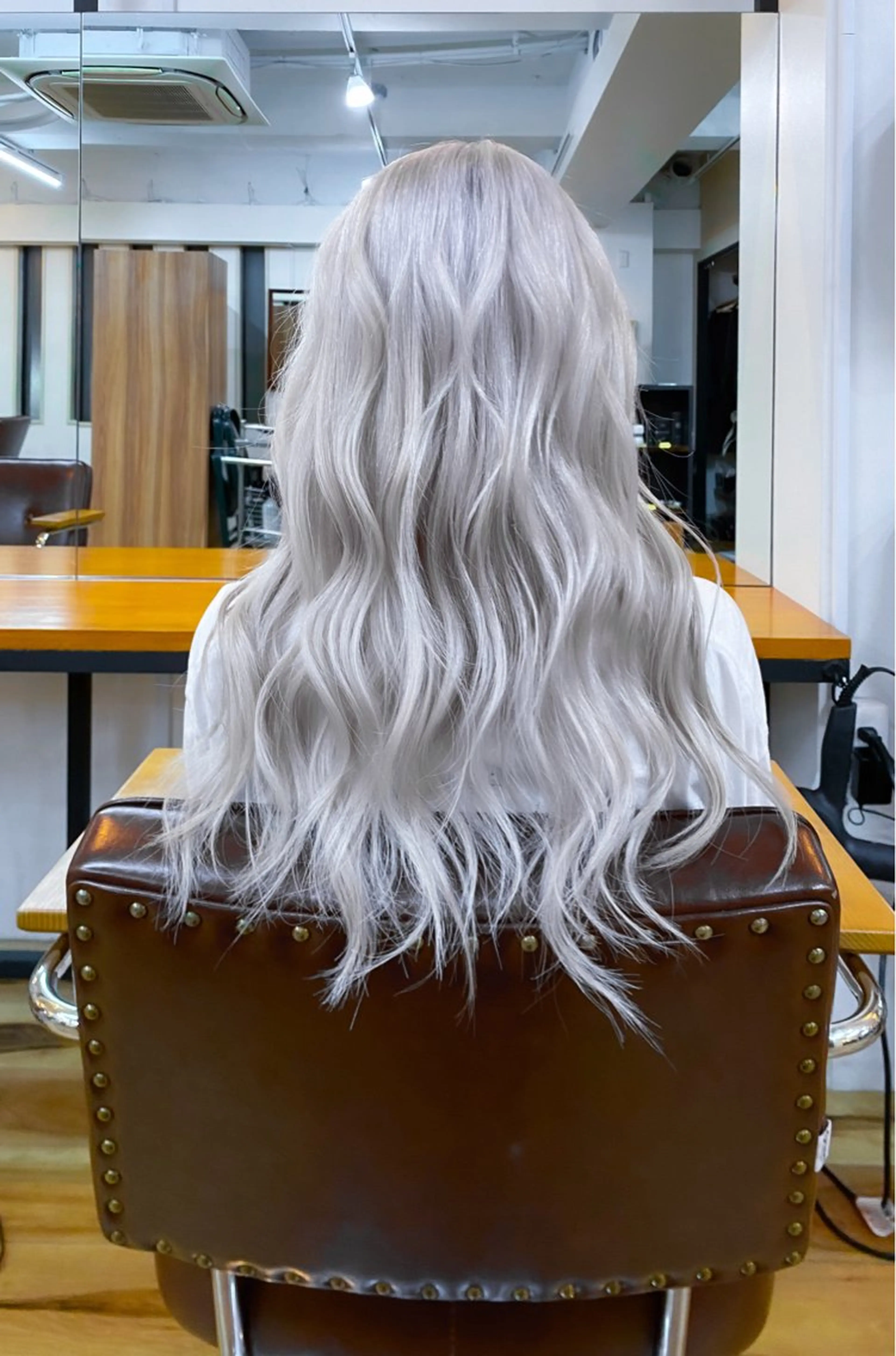 ロング カラー ハイトーンカラー ⭐️NAZUNAのヘアスタイル