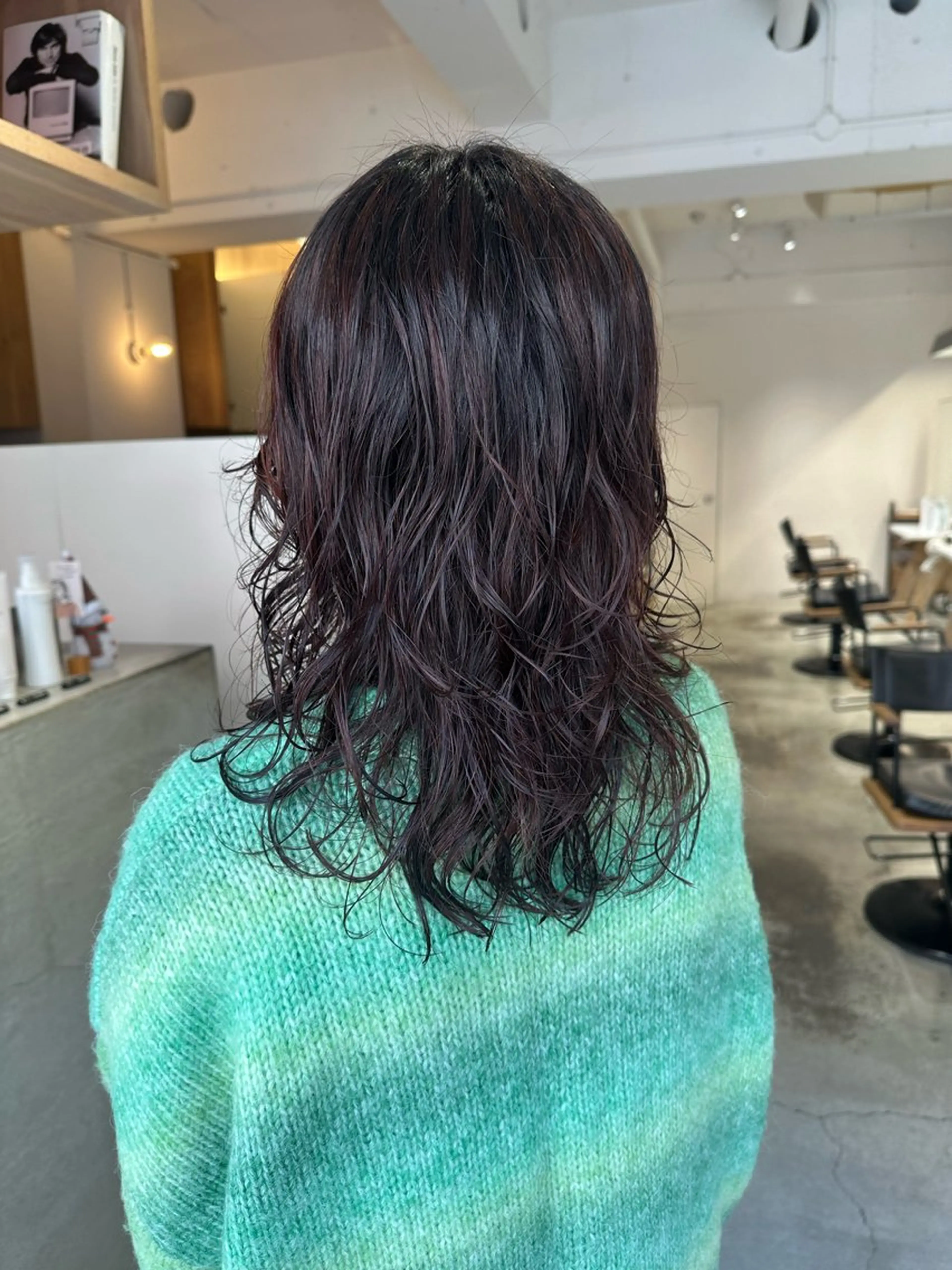 ミディアム パーマ ミディアムパーマ ハイレイヤー レイヤーカット カット パーマ 優依 / Room烏丸のヘアスタイル