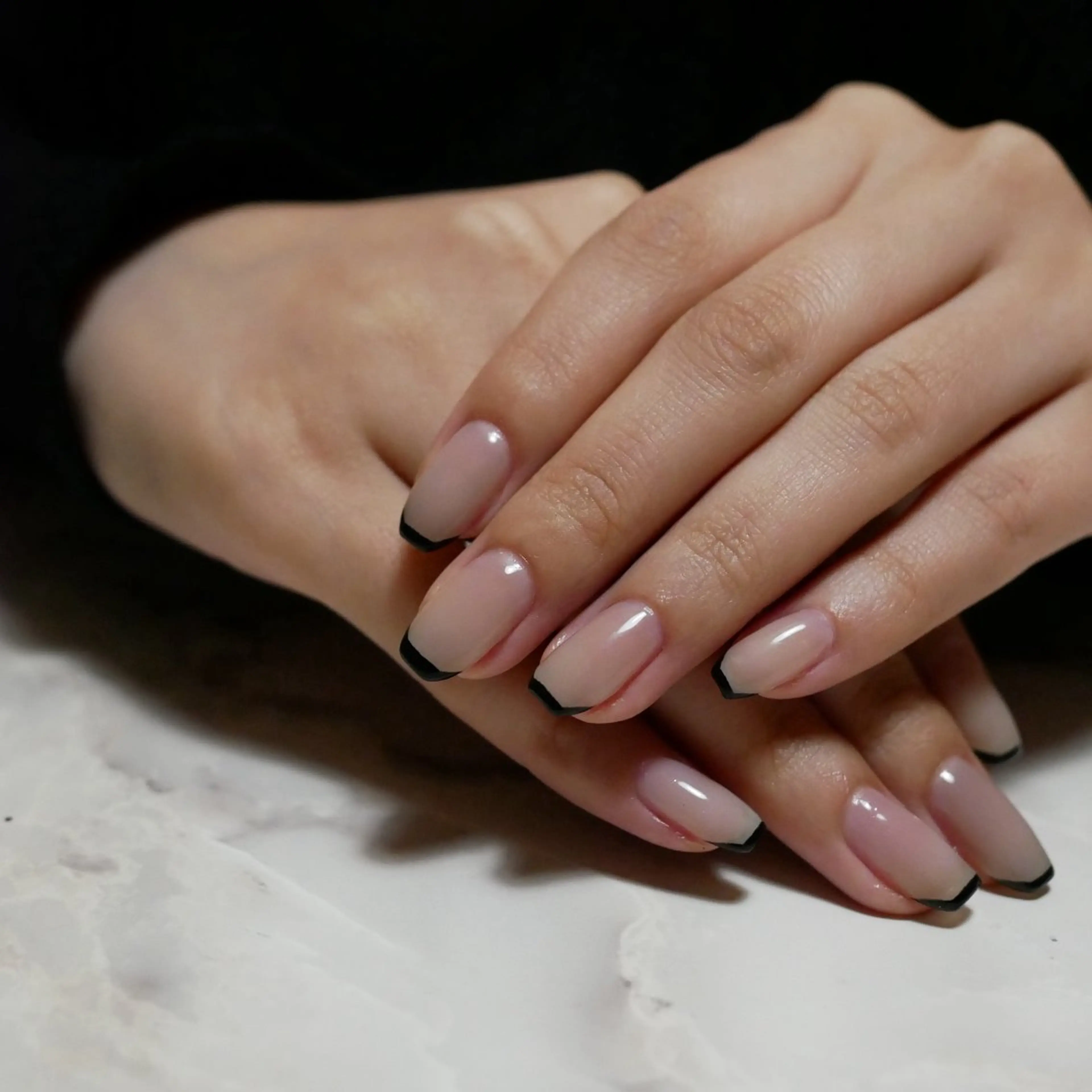 グラデーションorフレンチ＋ワンカラーの写真