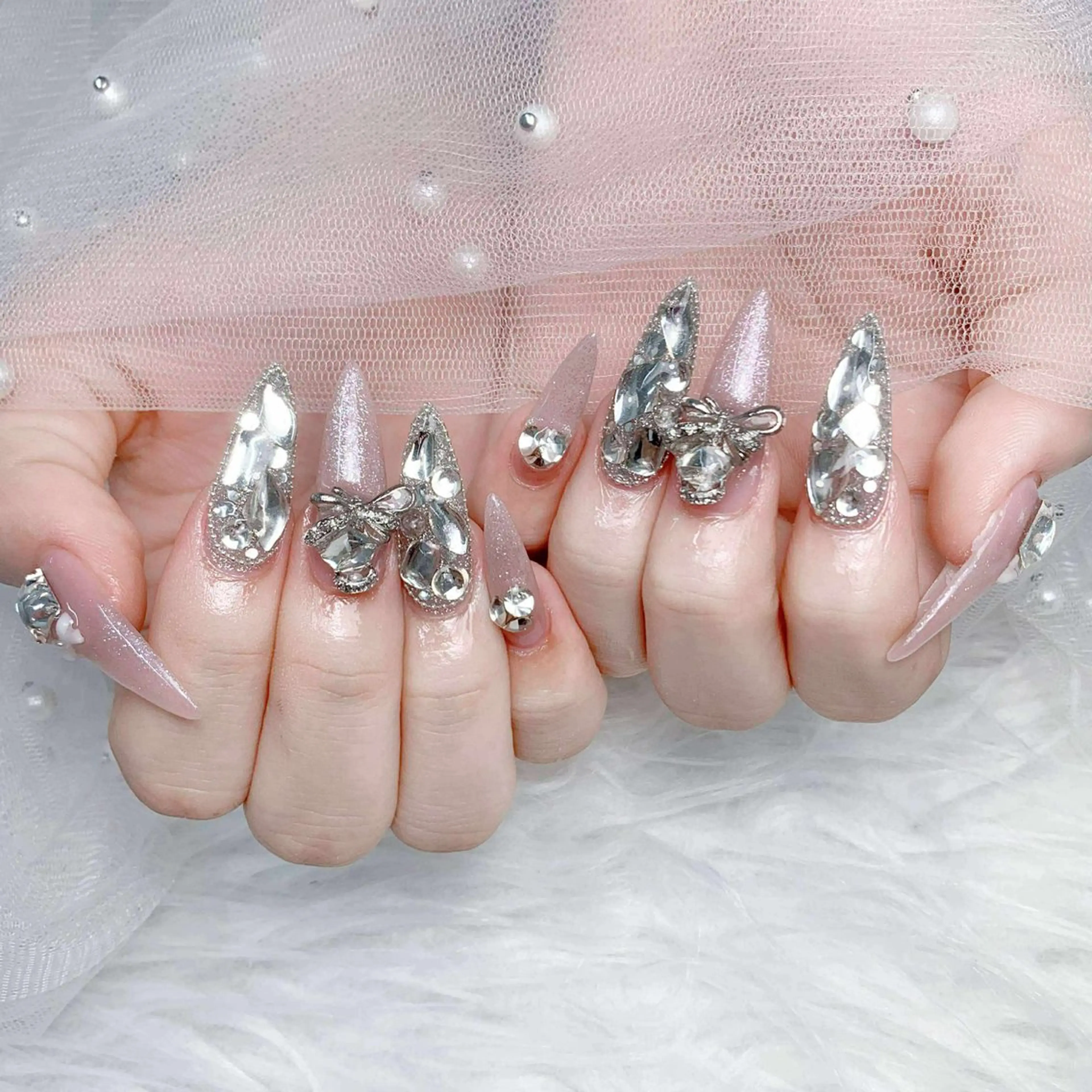 ネイル ハンドネイル ハンドケア Nova Nail Nambaのネイルデザイン