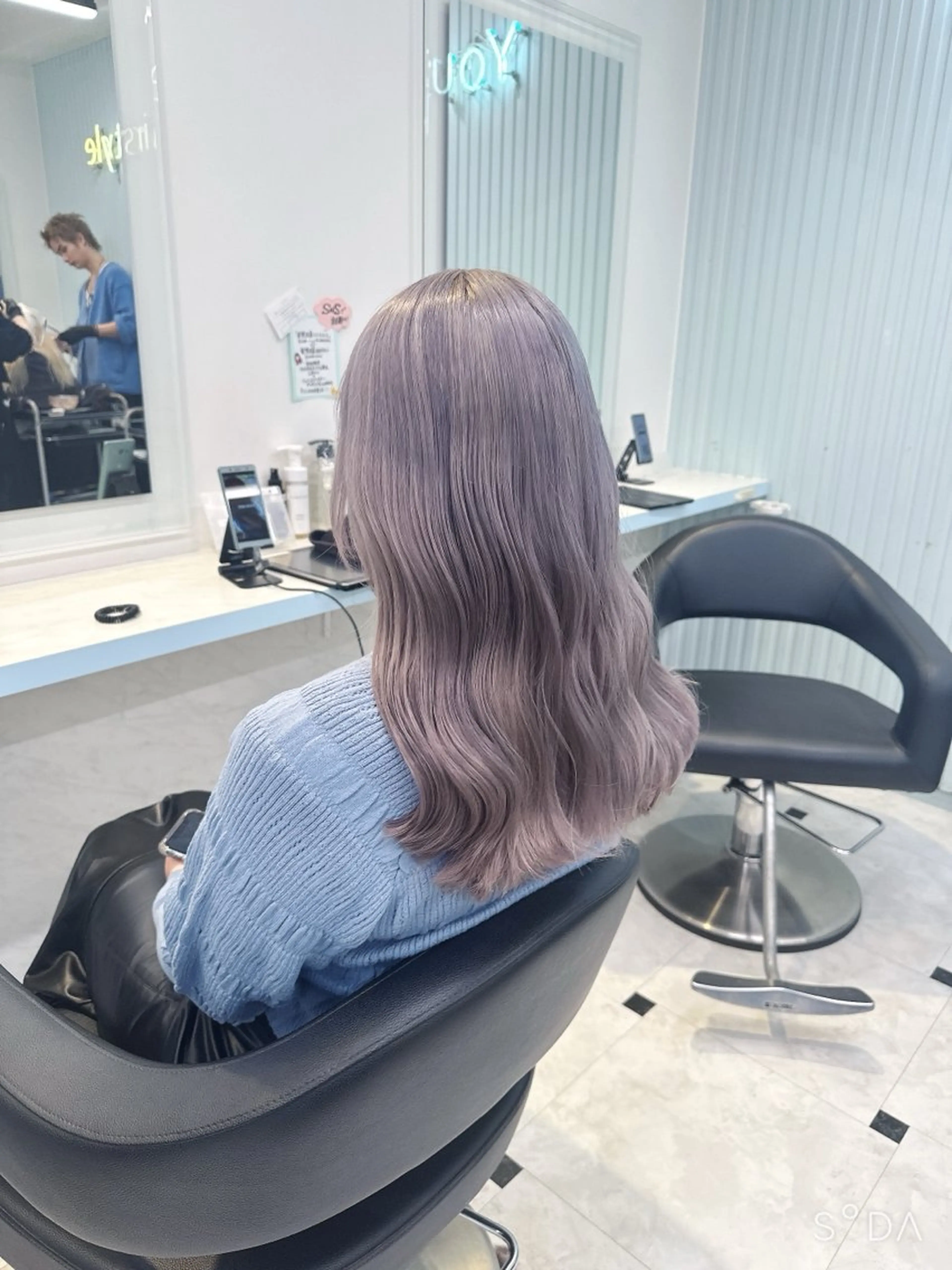 ロング カラー 🪄池袋ハイトーン 🪄ブリーチカラーのヘアスタイル