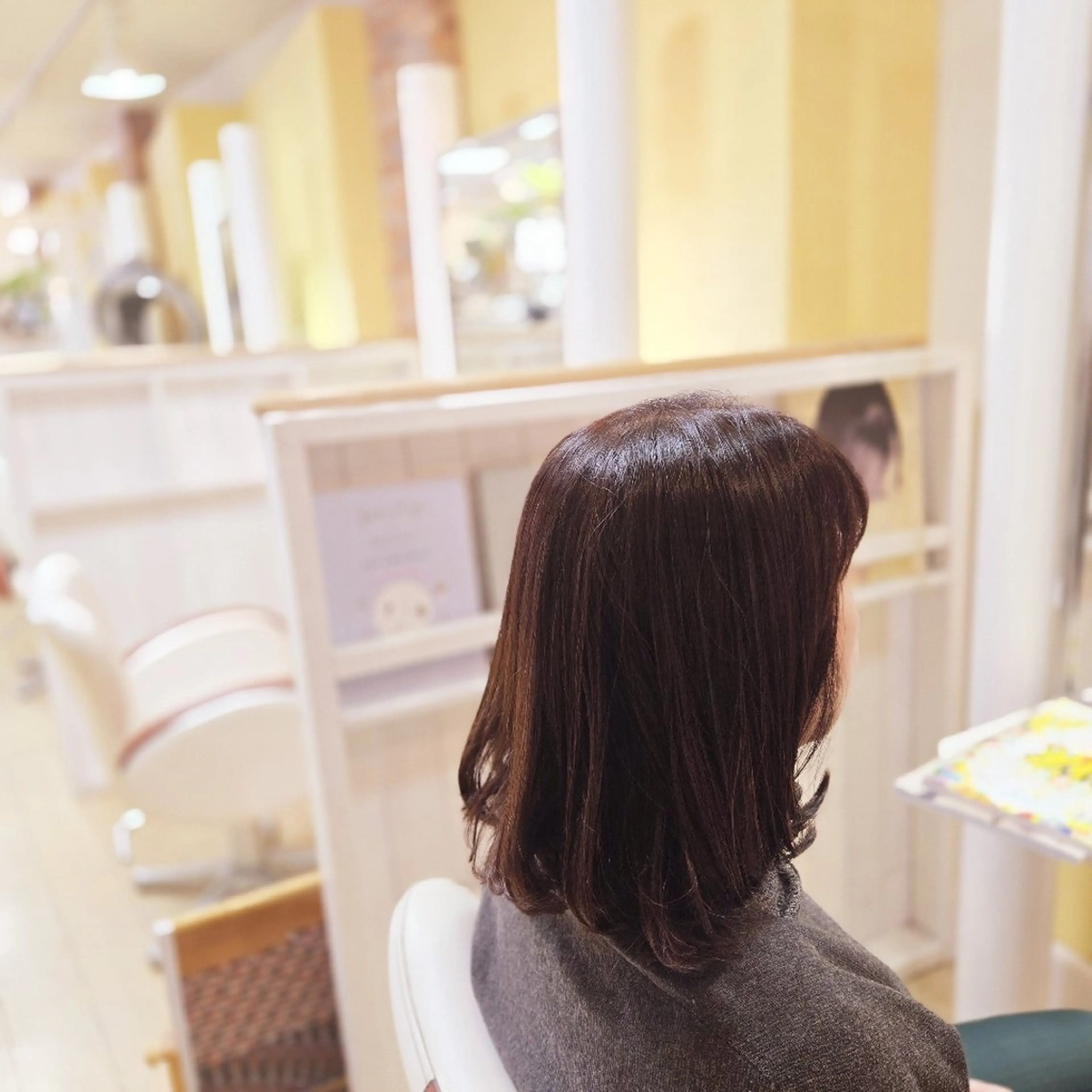 ミディアム パーマ 田中 牧子のヘアスタイル