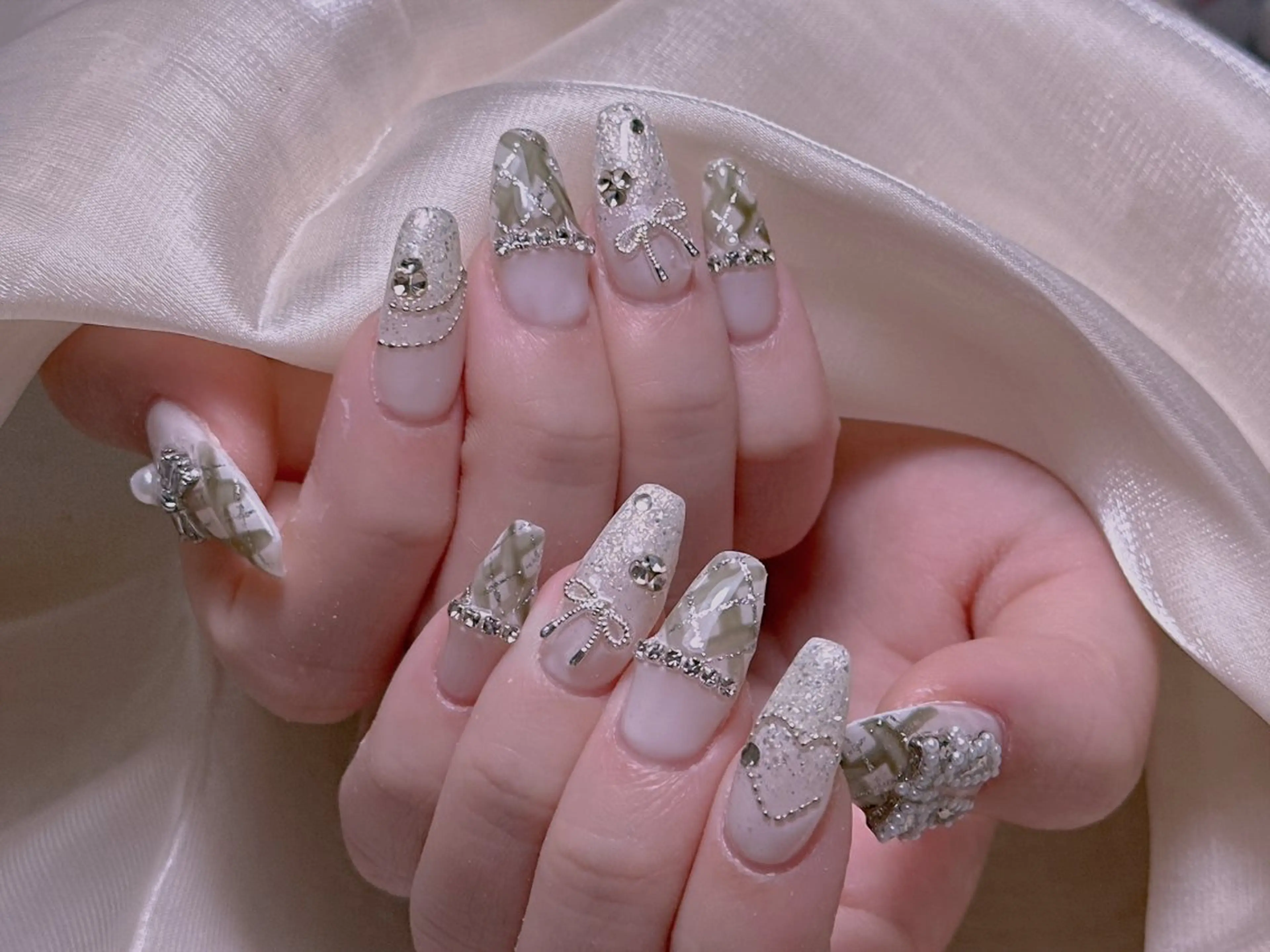 ネイル ハンドネイル エムズ エムズのマツエク・マツパデザイン