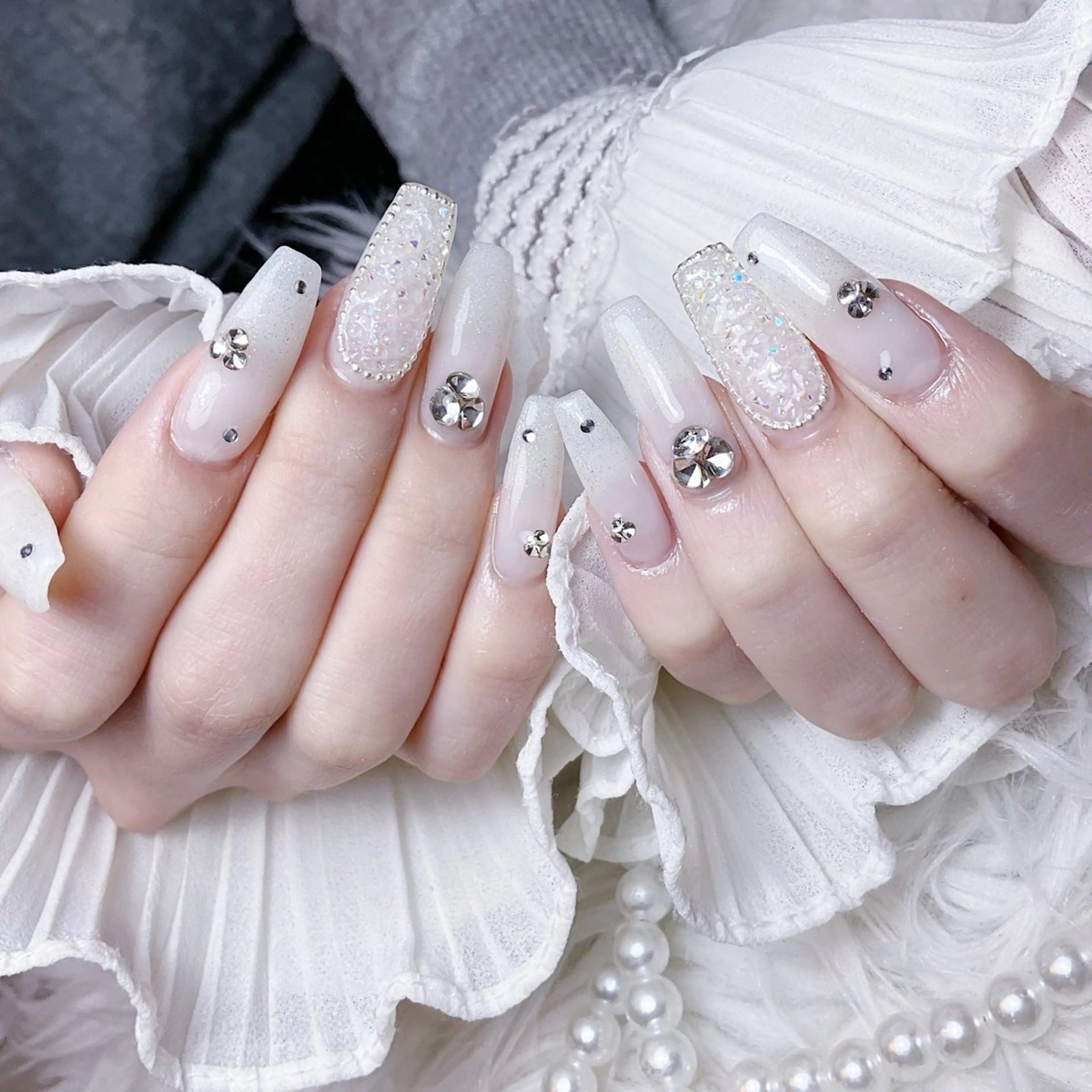 ネイル ハンドネイル 🌈Yun nail hyejin💋のネイルデザイン