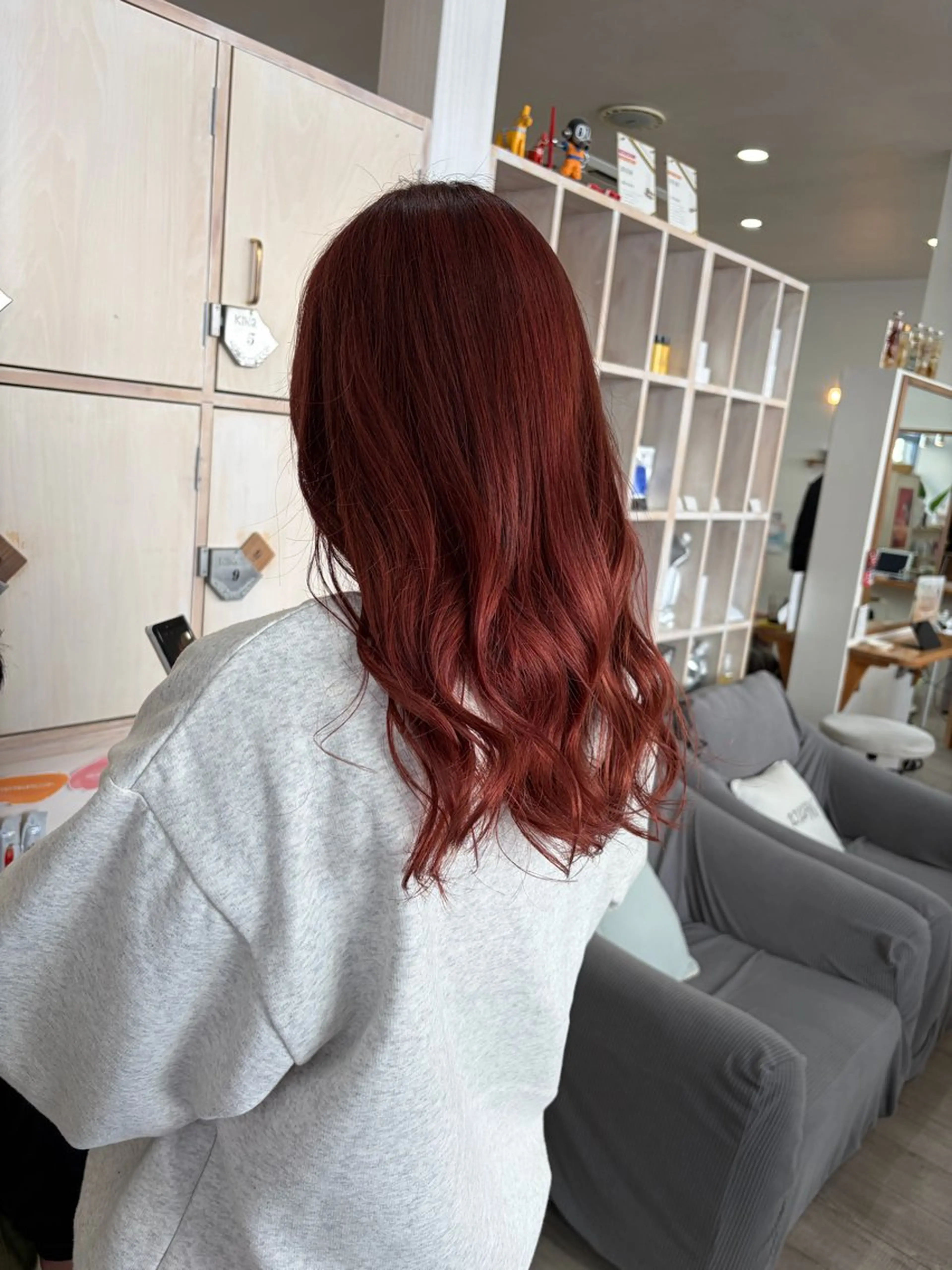 ロング カラー 生尾 虹水のヘアスタイル