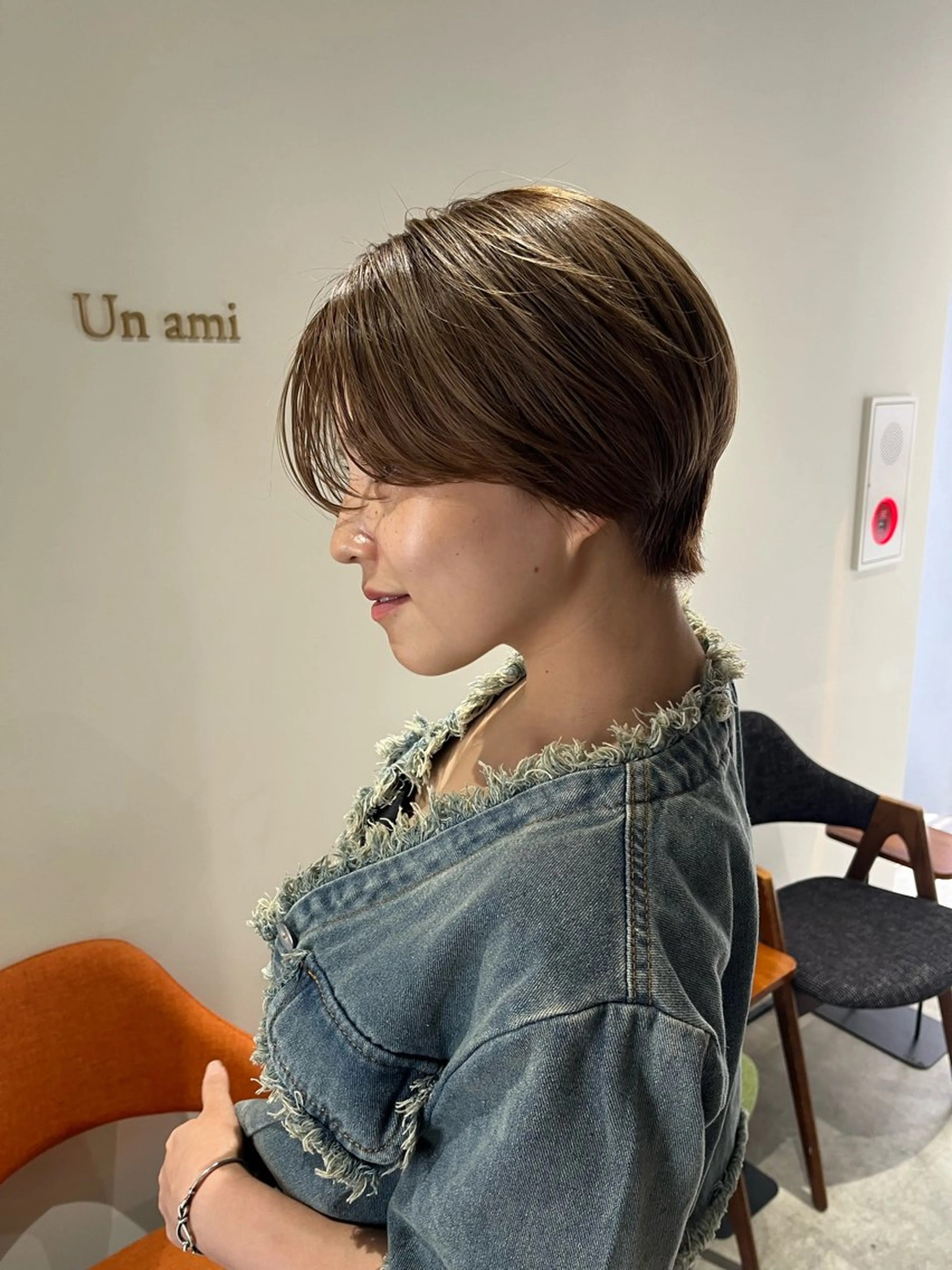 ショート カラー Un ami  shibuya所属・Mon/ショート/パ ーマのヘアスタイル