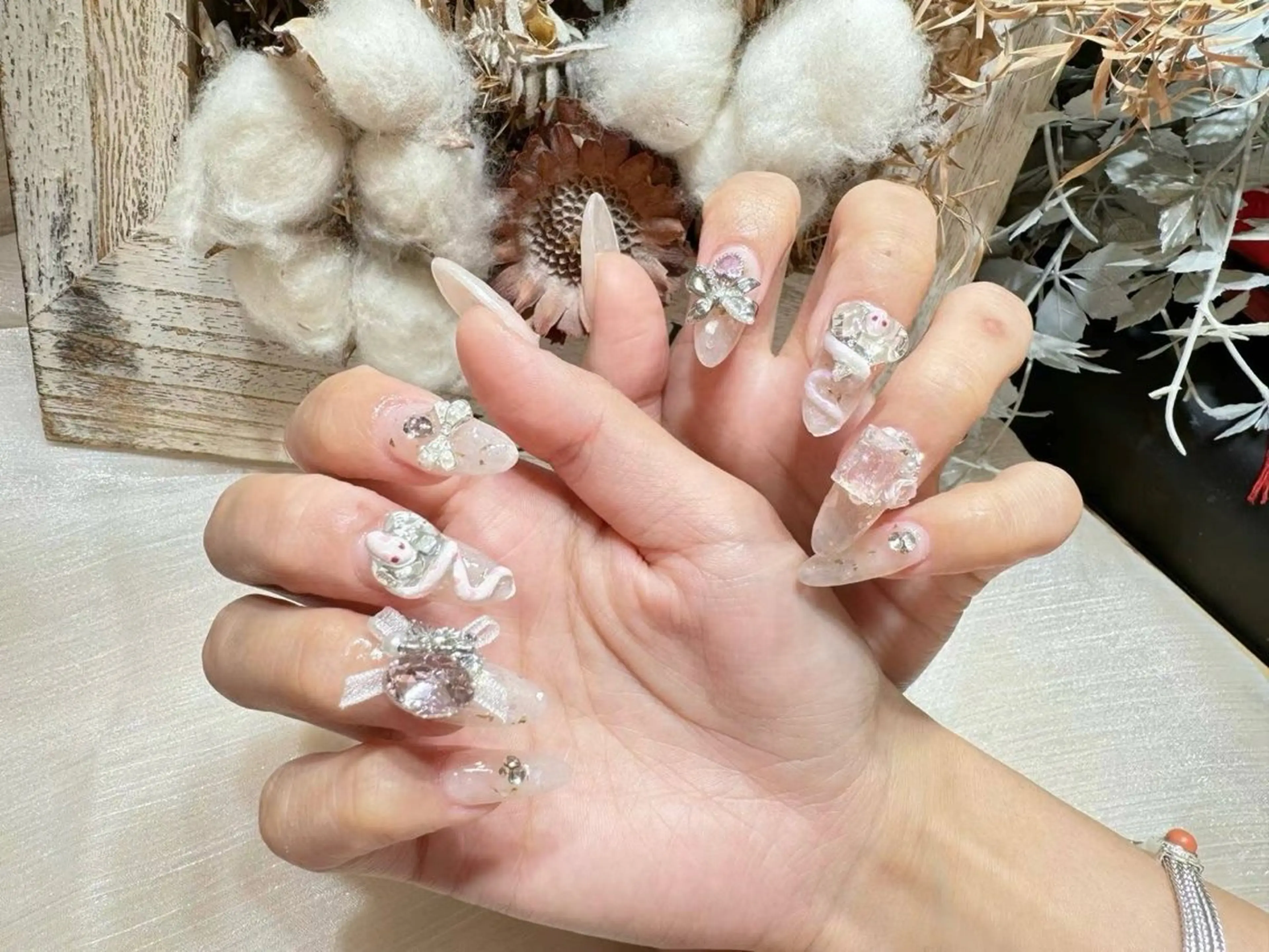 ネイル アートネイル フットネイル ジェルネイル マグネットネイル ミラーネイル Babarla Nailのネイルデザイン