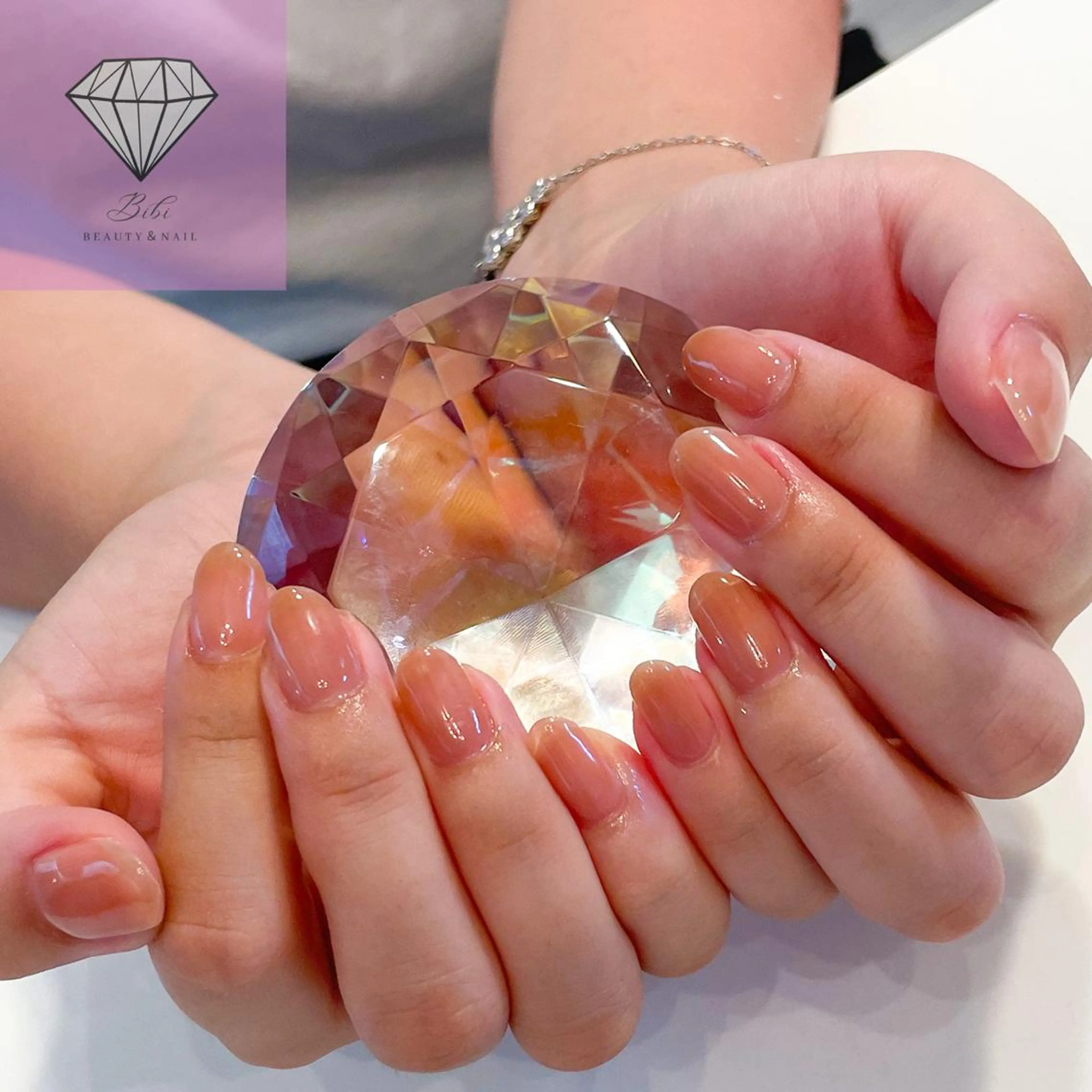 ネイル クリアネイル ワンカラーネイル オレンジ ハンドネイル ネイルサロン💎 Bibiのネイルデザイン