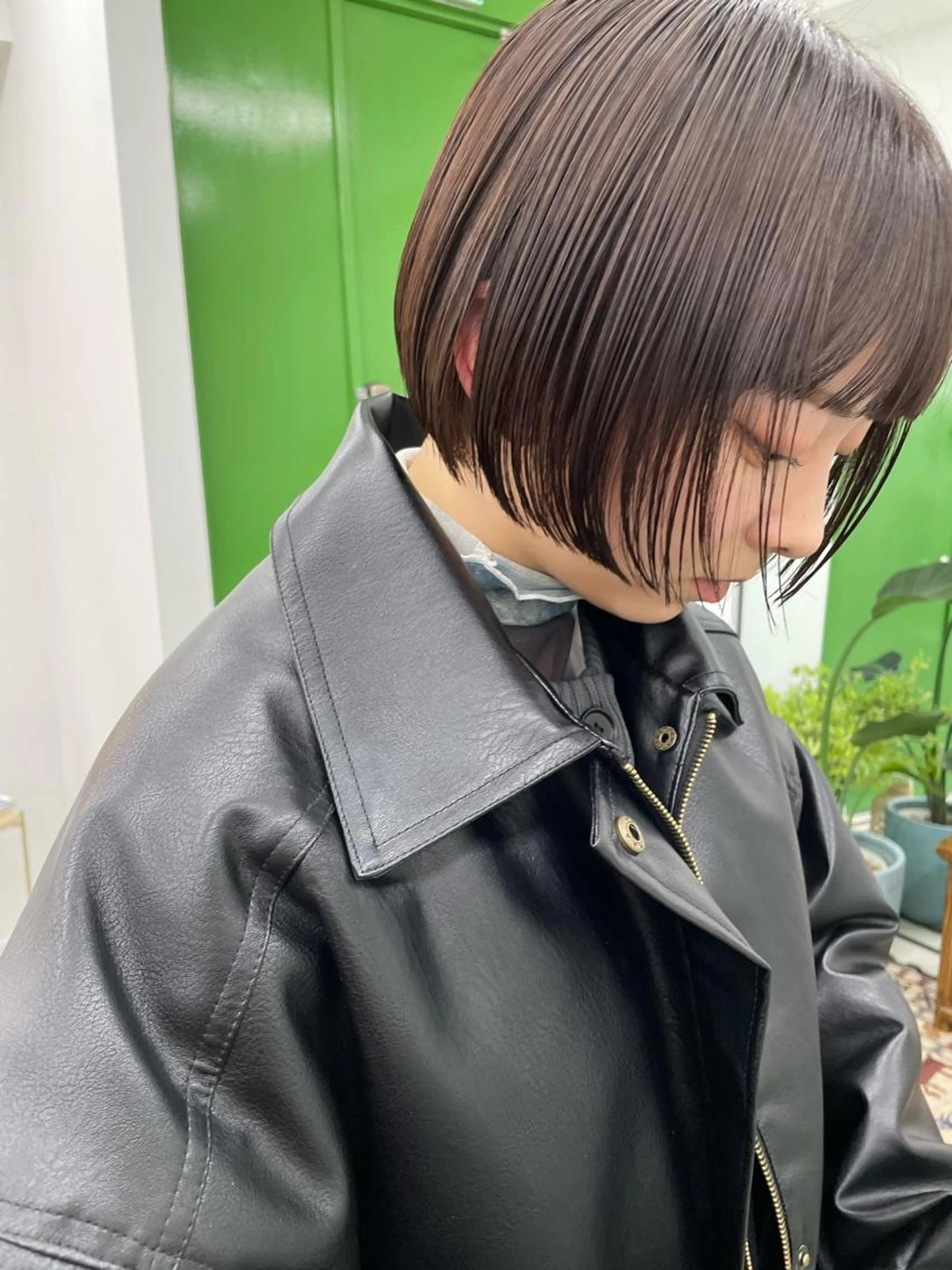 sns用のスタイル撮影モデル［カット+カラー(wカラー)］の写真