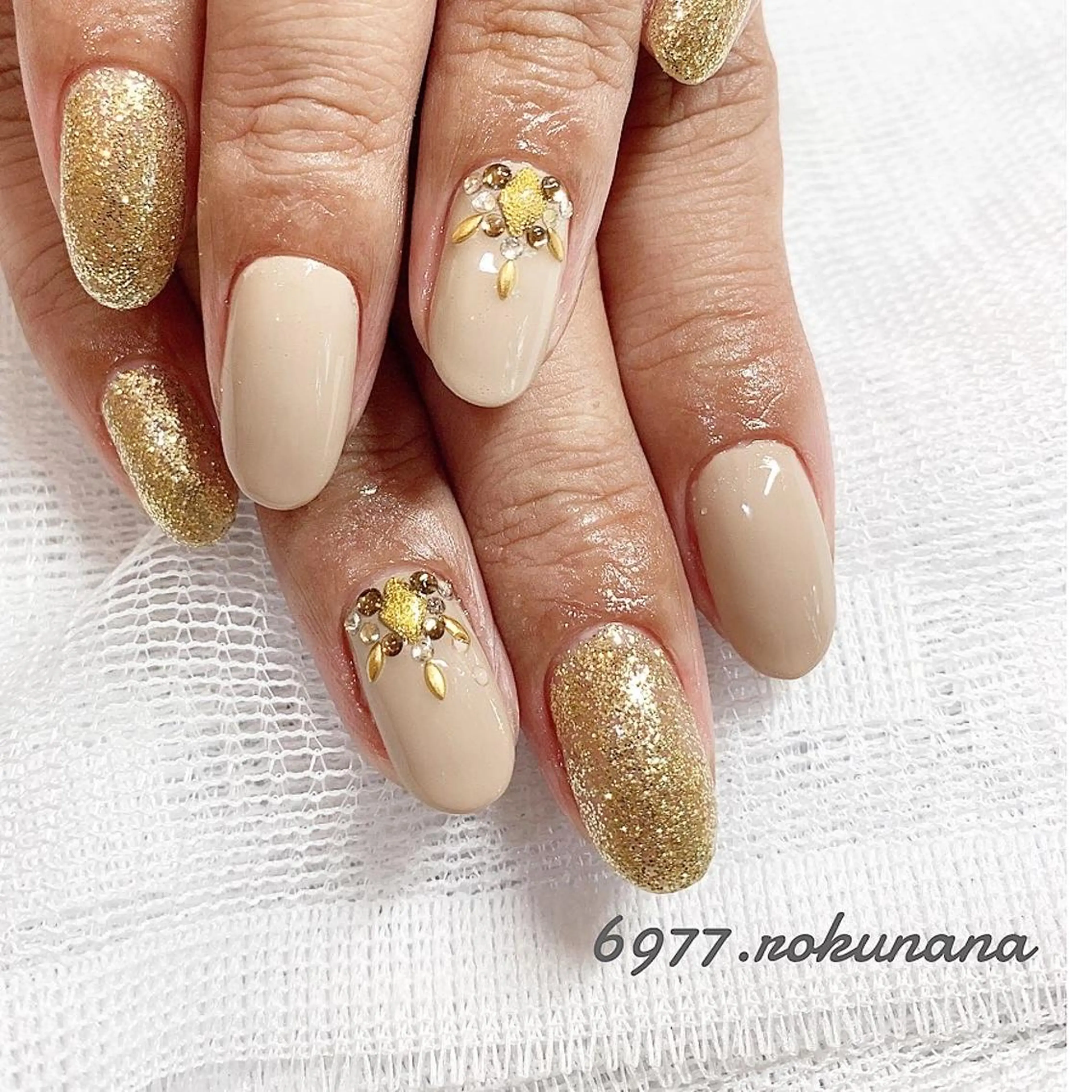 ネイル rokunana 佐野のネイルデザイン