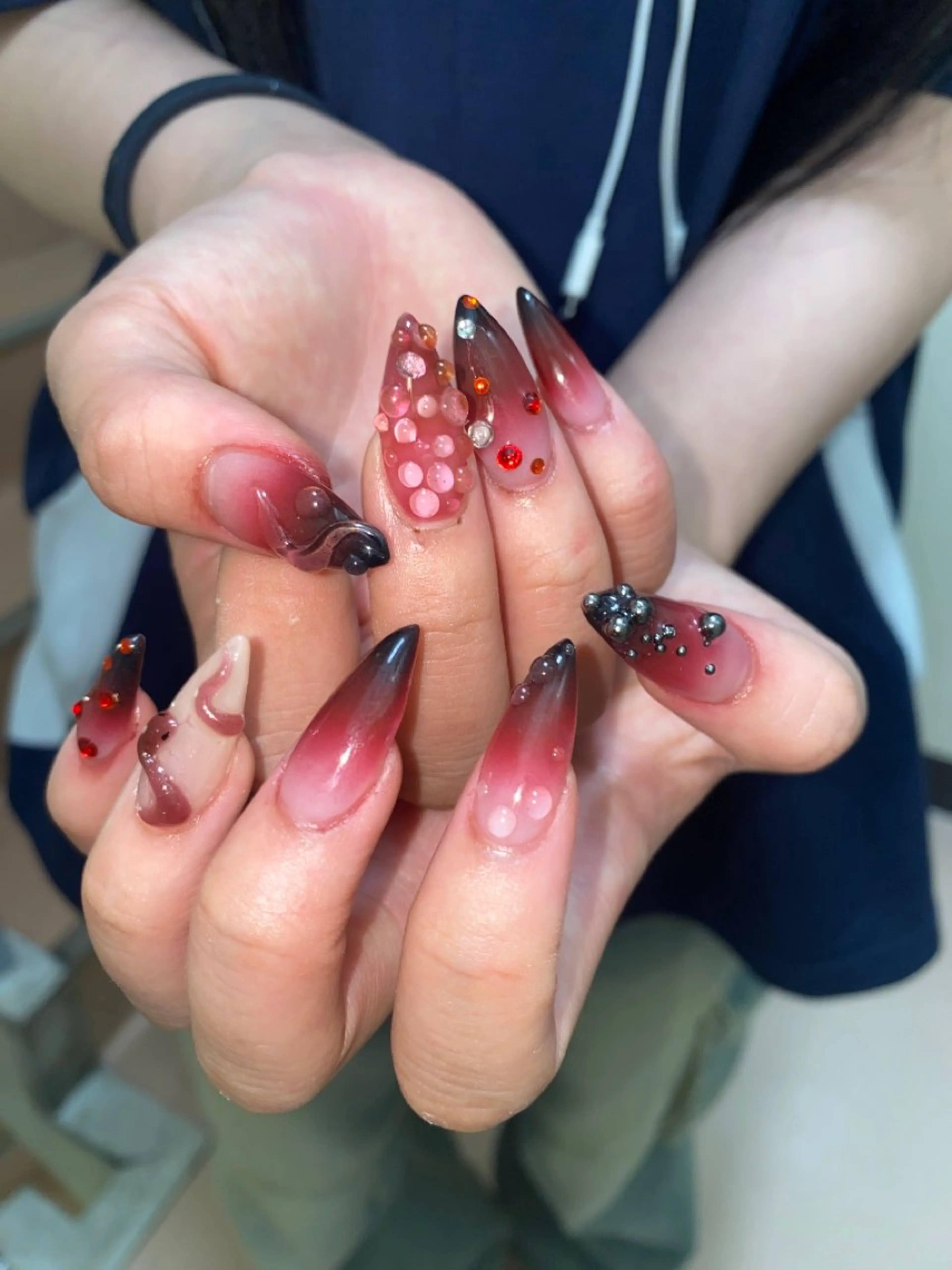 ネイル ハンドネイル isobe yuiのネイルデザイン