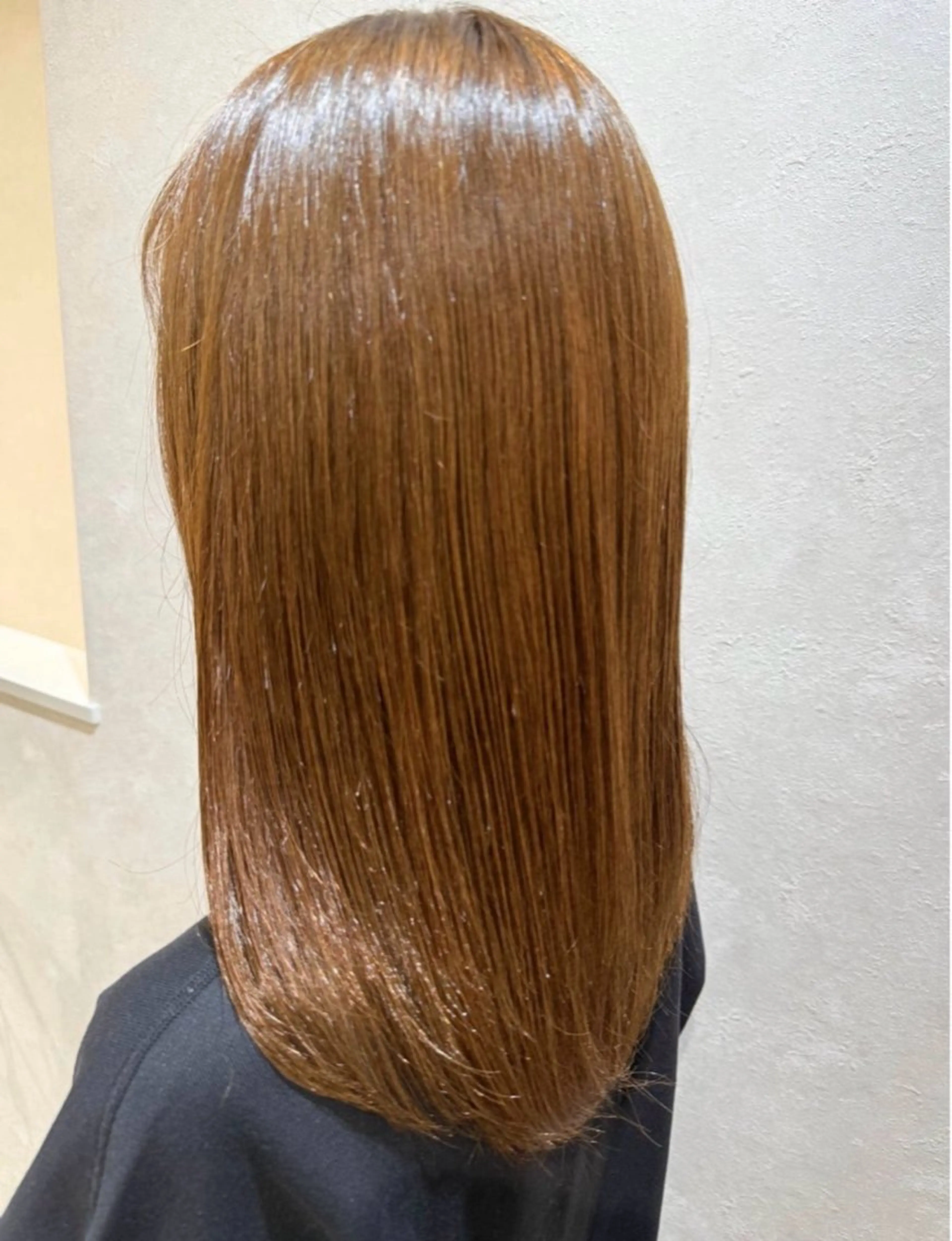 ロング カラー ベージュカラー ブリーチ ミルクティーベージュ ブリーチなしカラー カット ヘアカラー トリートメント 髪質改善縮毛矯正 💎TOMOのヘアスタイル