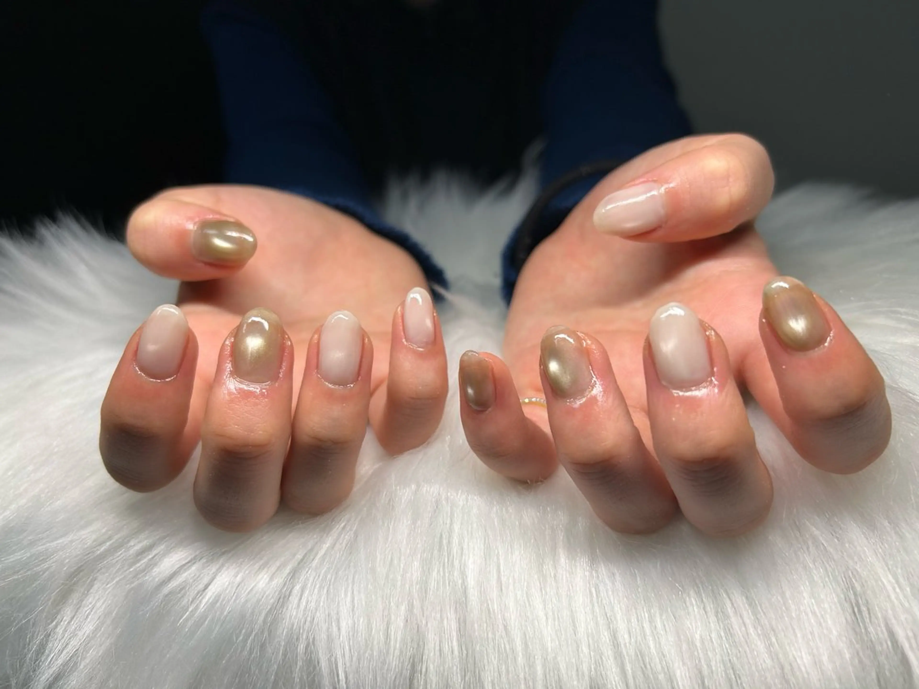 ミディアム RISE所属・RISE 実紗のネイルデザイン