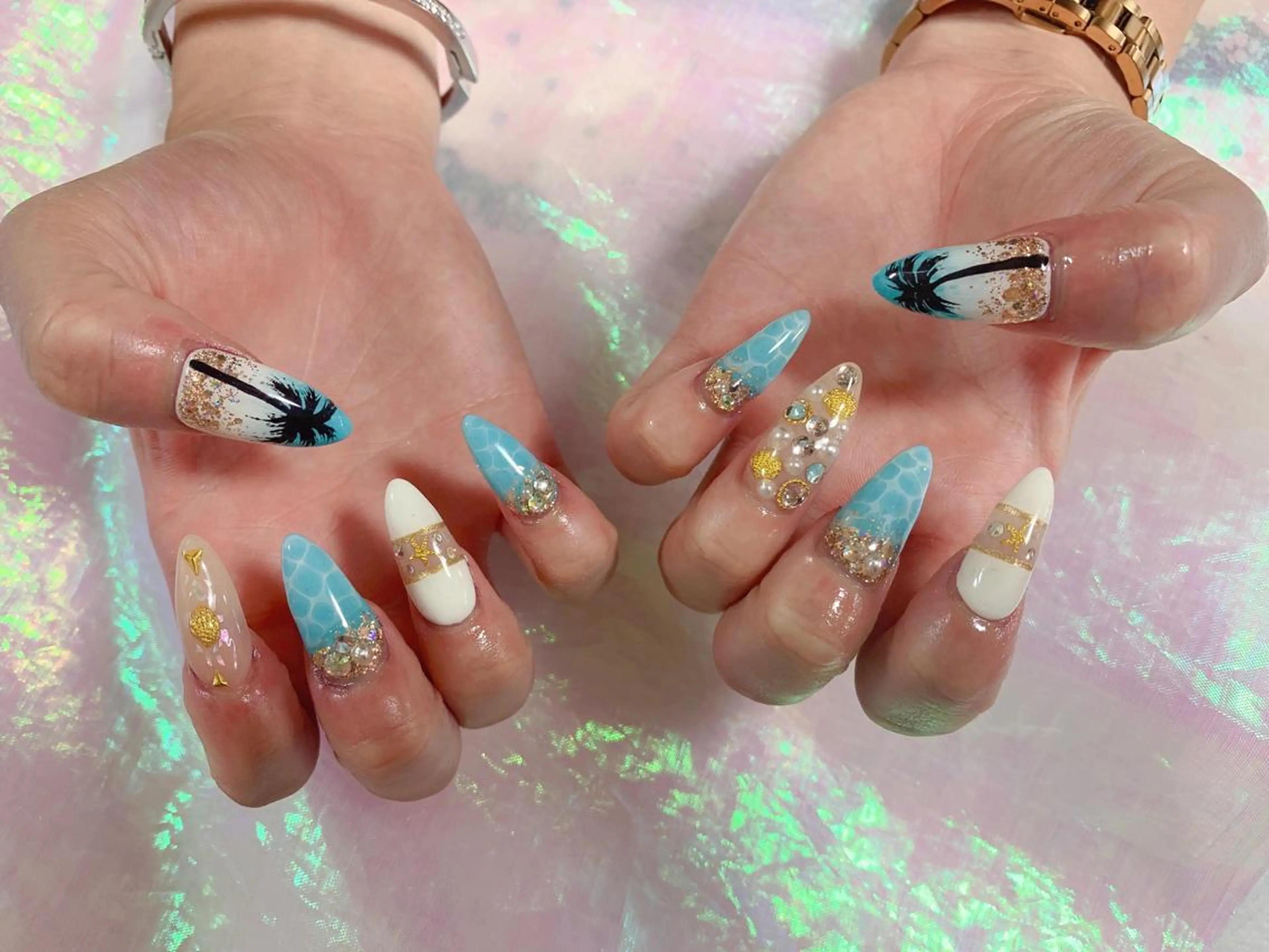 ロング ネイル CC Nail Salonのネイルデザイン