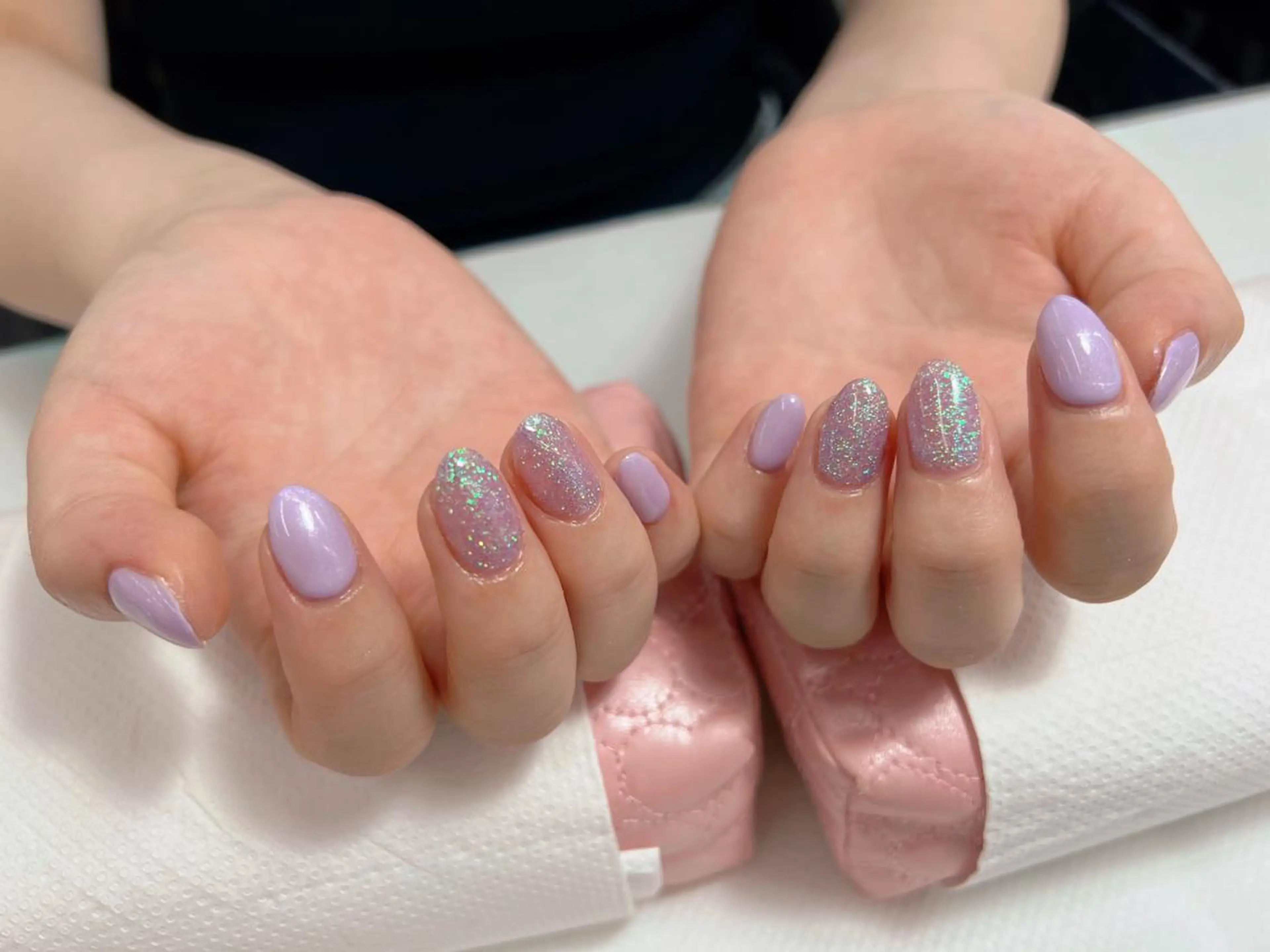 ネイル クリアネイル ラメ(グリッター) ワンカラーネイル パープル 【MAXKELLY】 Shiotaのネイルデザイン