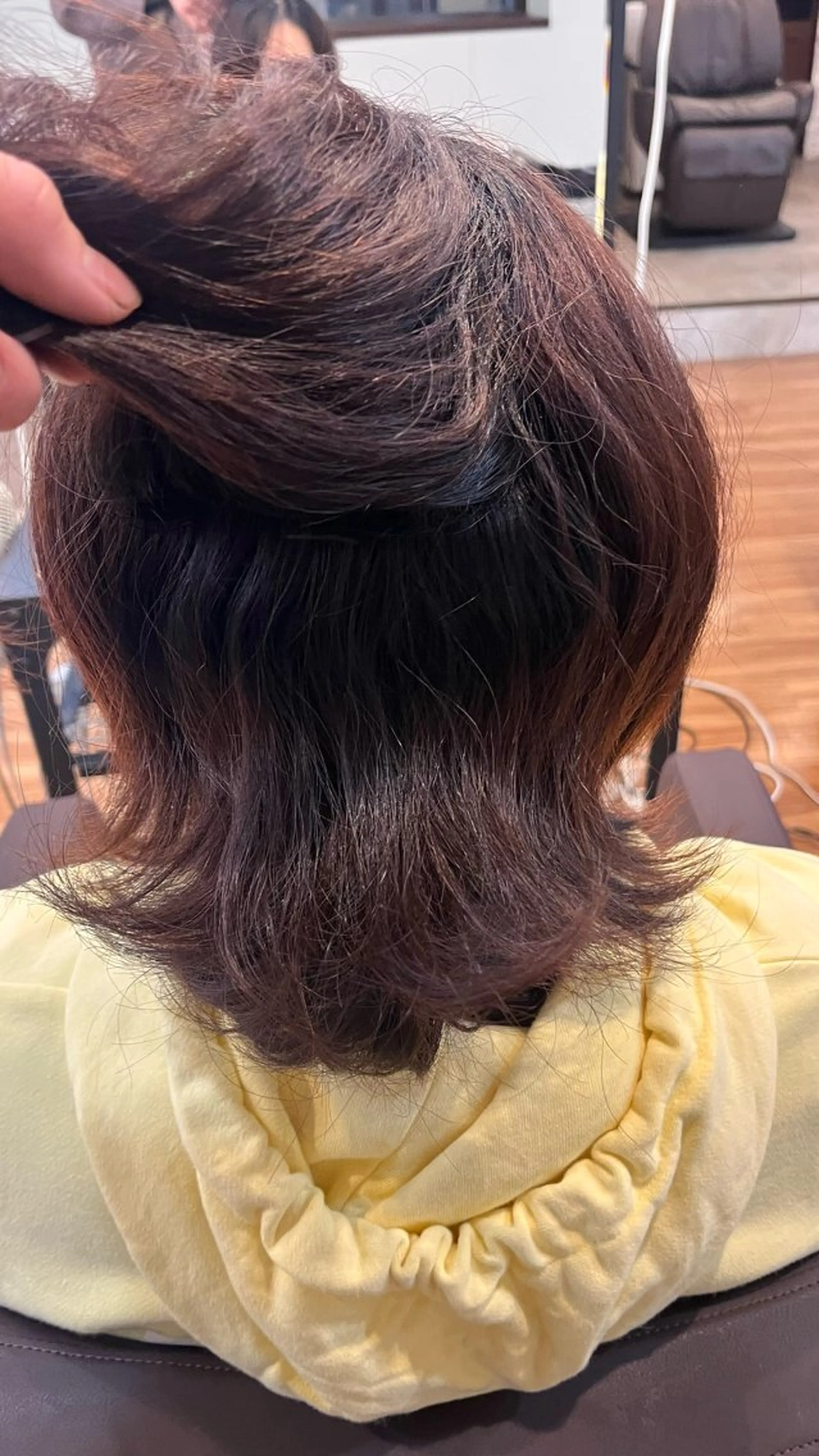 ミディアム 須佐美 悠仁のヘアスタイル