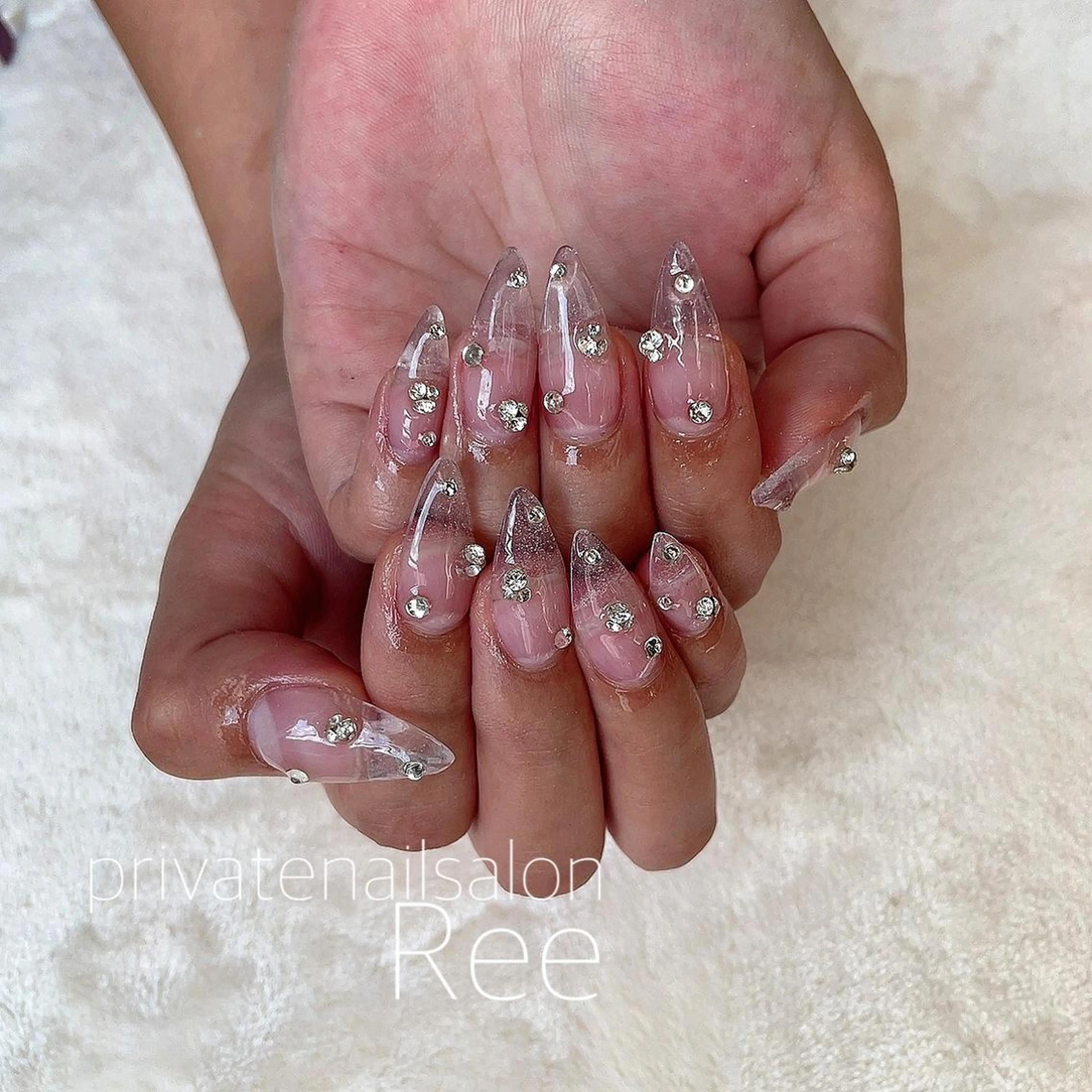 ネイル 知花 梨花のネイルデザイン