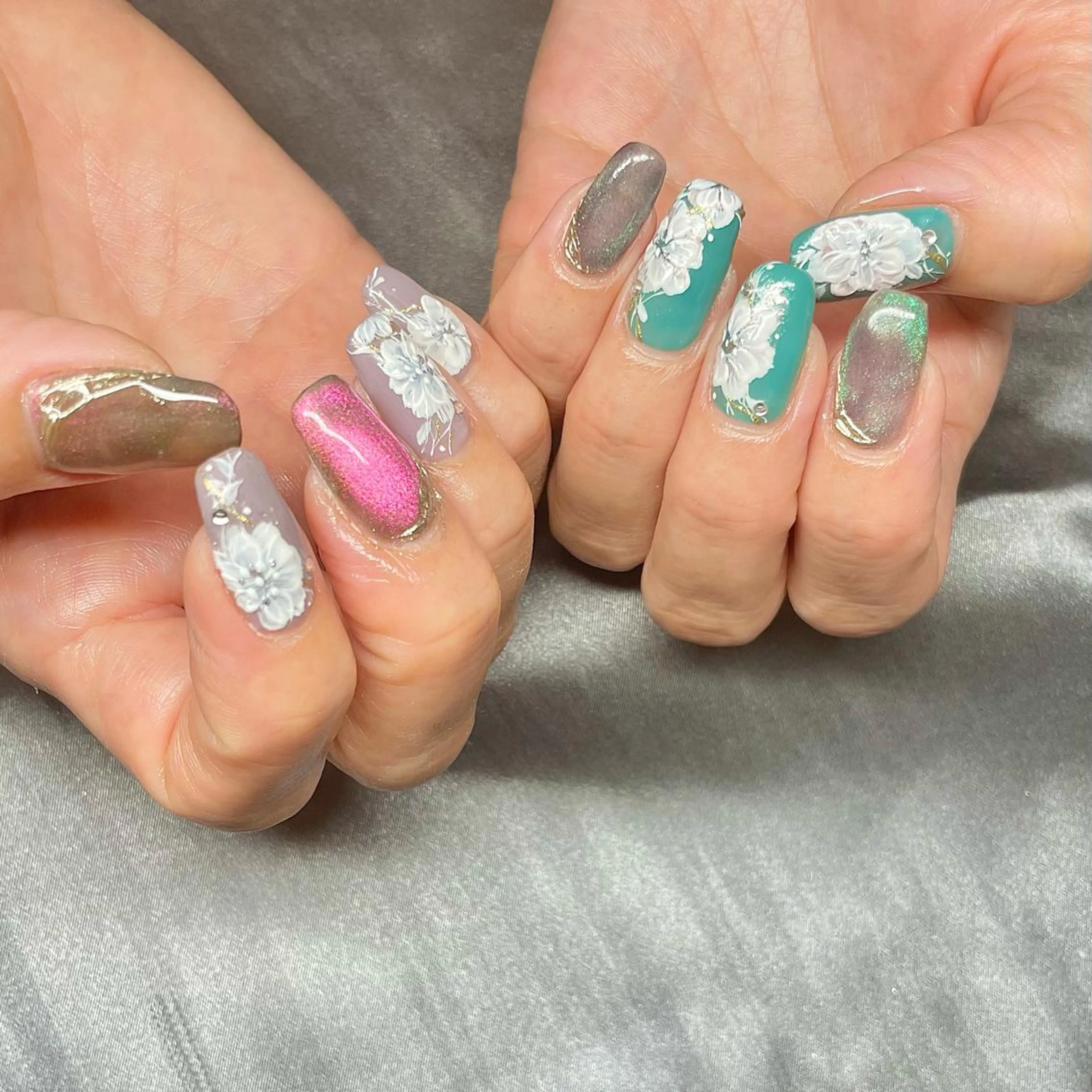 セミロング カラー パーマ ヘアアレンジ メンズ キッズ ネイル マツエク・マツパ アイブロウ フラワーネイル nail&eye Aoのマツエク・マツパデザイン