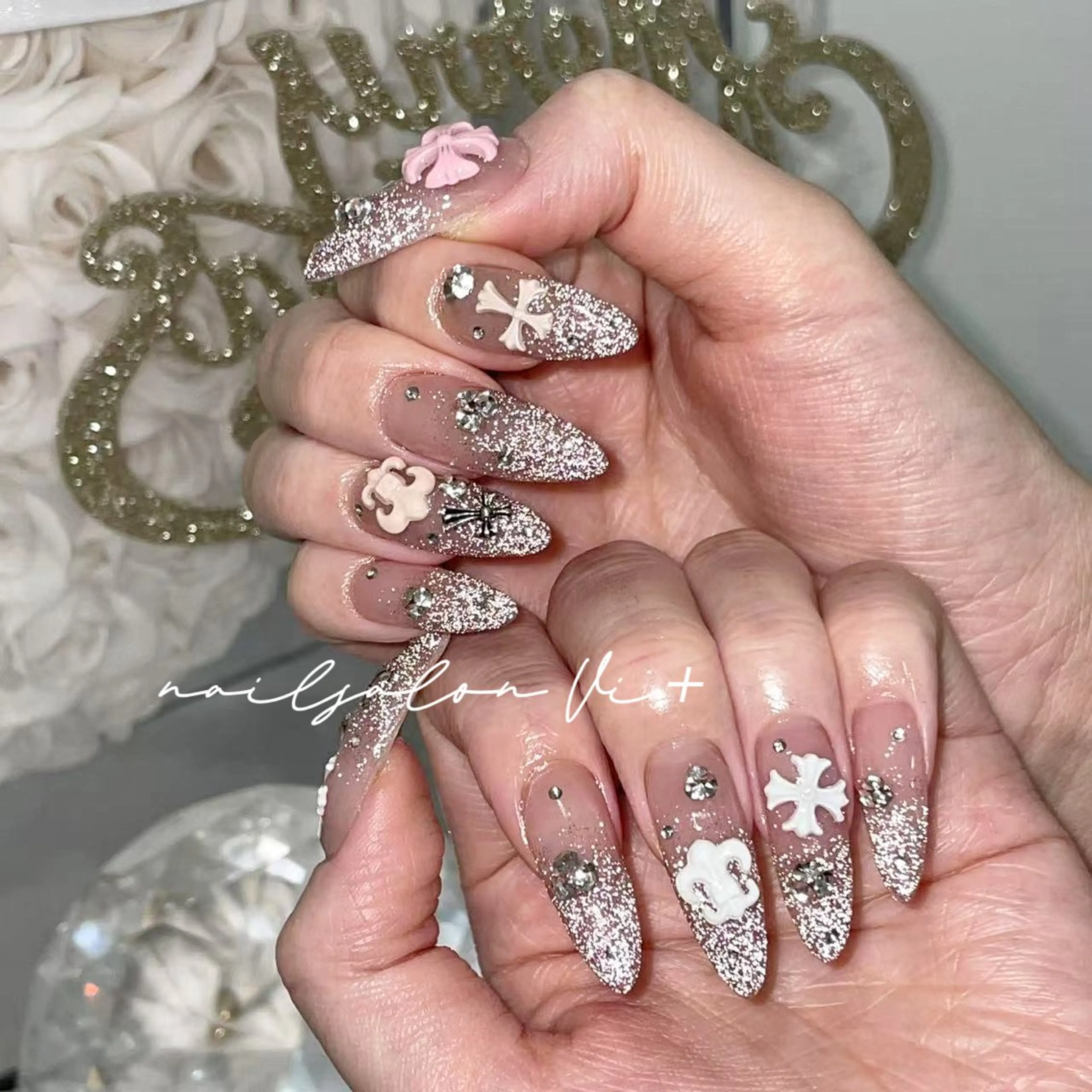 ネイル ハンドネイル ✨Nailsalon Vi+✨のネイルデザイン