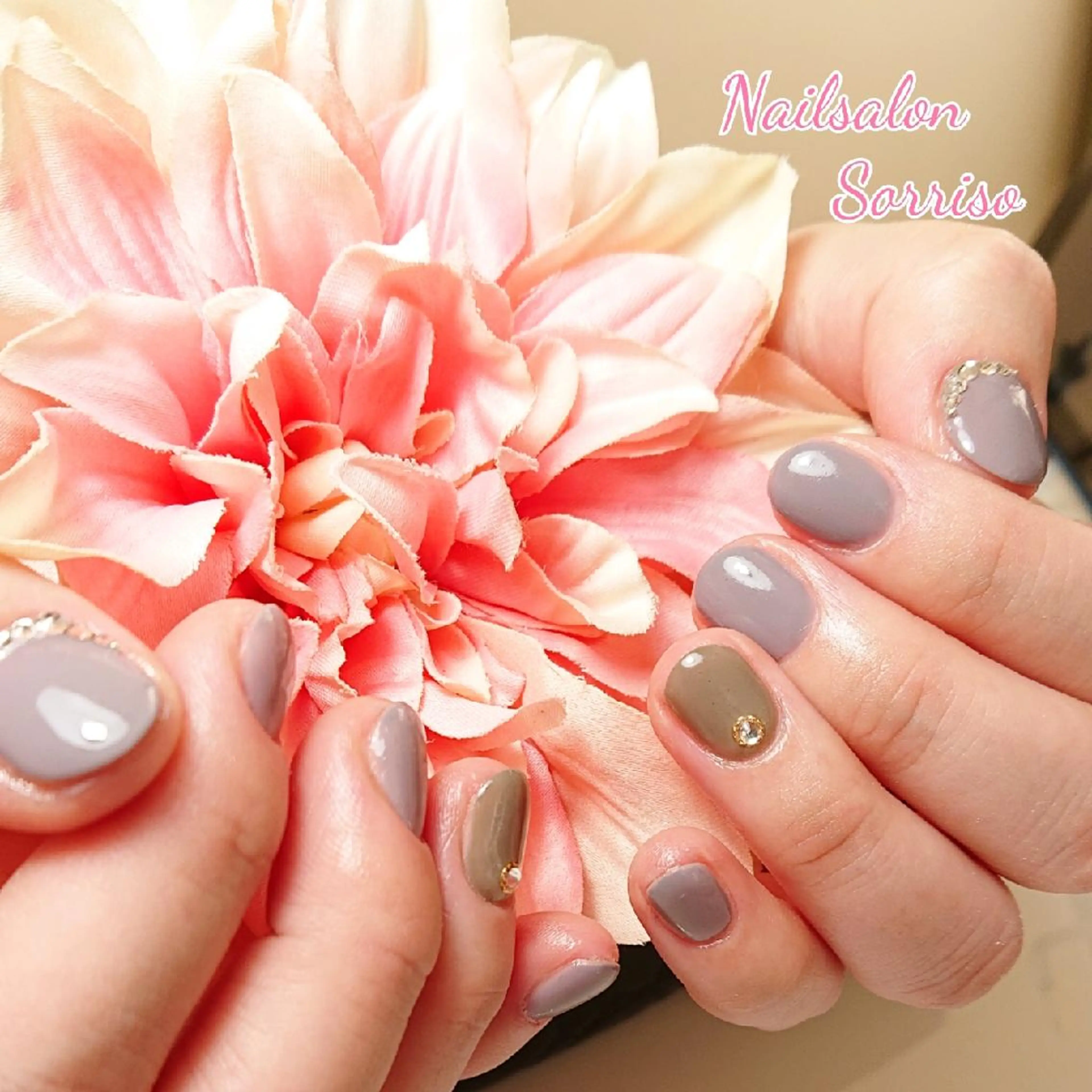 ネイル KOYAMA KIMIEのネイルデザイン