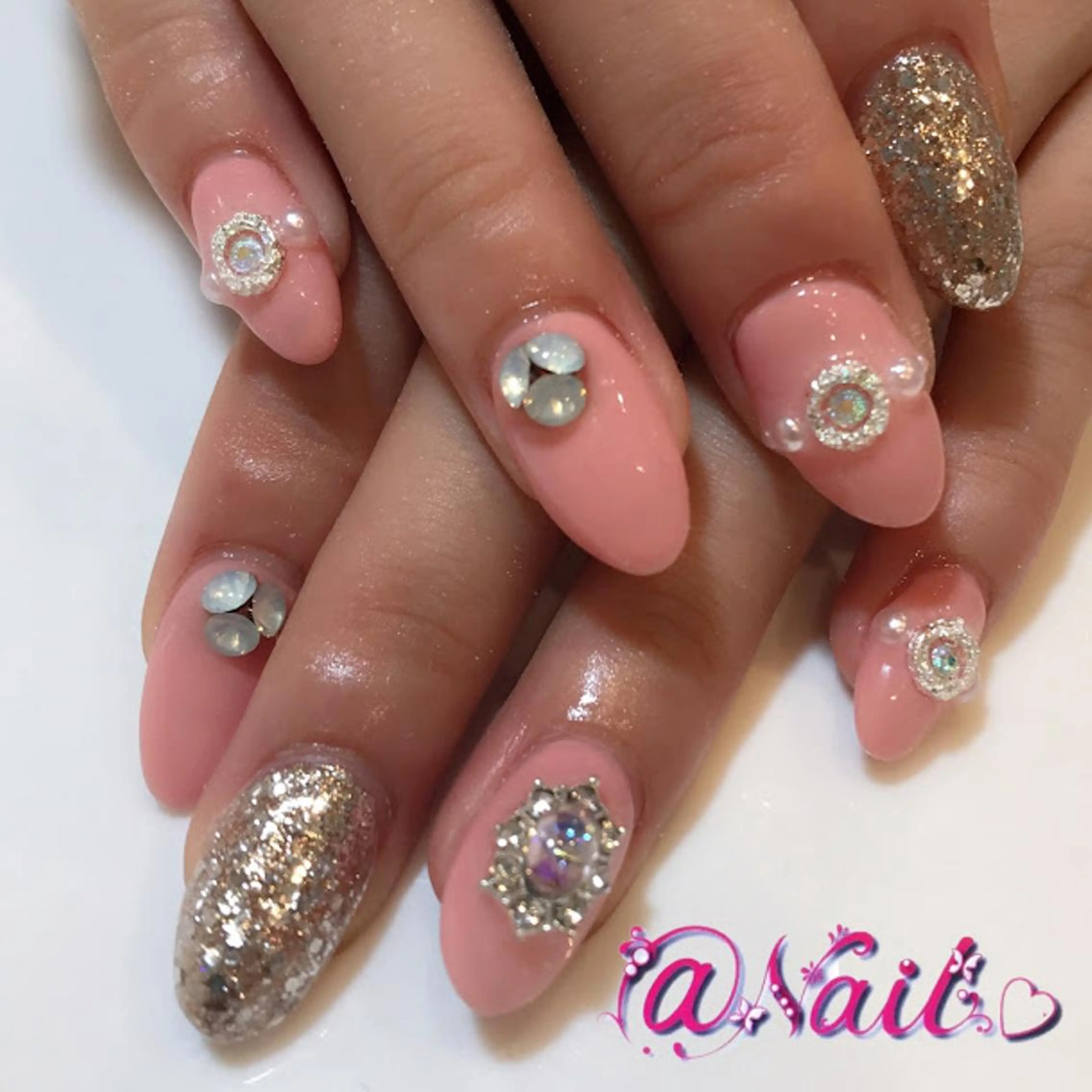 ネイル 小尾 栞のネイルデザイン