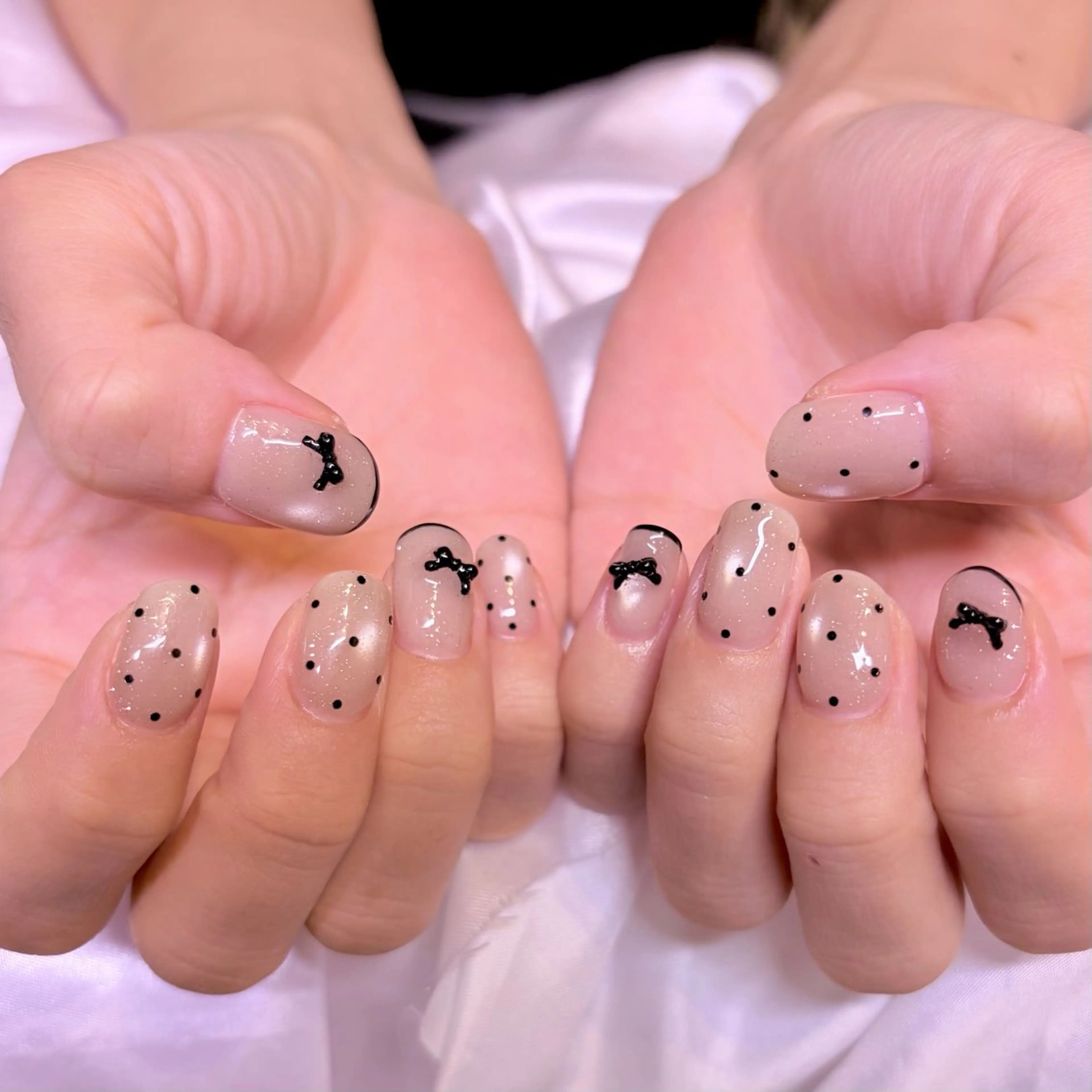 ネイル ドット ハンドネイル nail salon e'mu💐のネイルデザイン