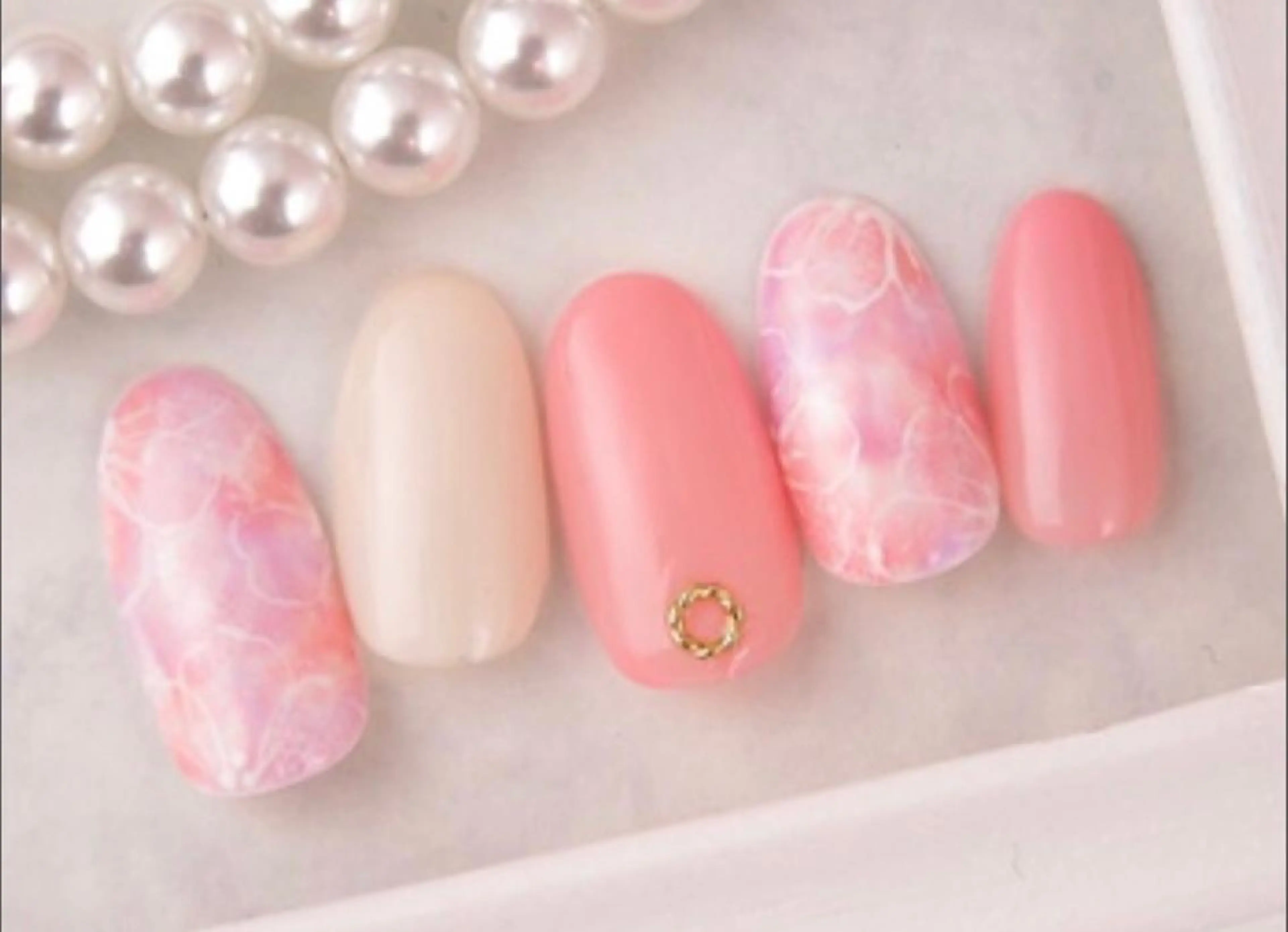 ネイル Lisse所属・戸田 奈津美のマツエク・マツパデザイン