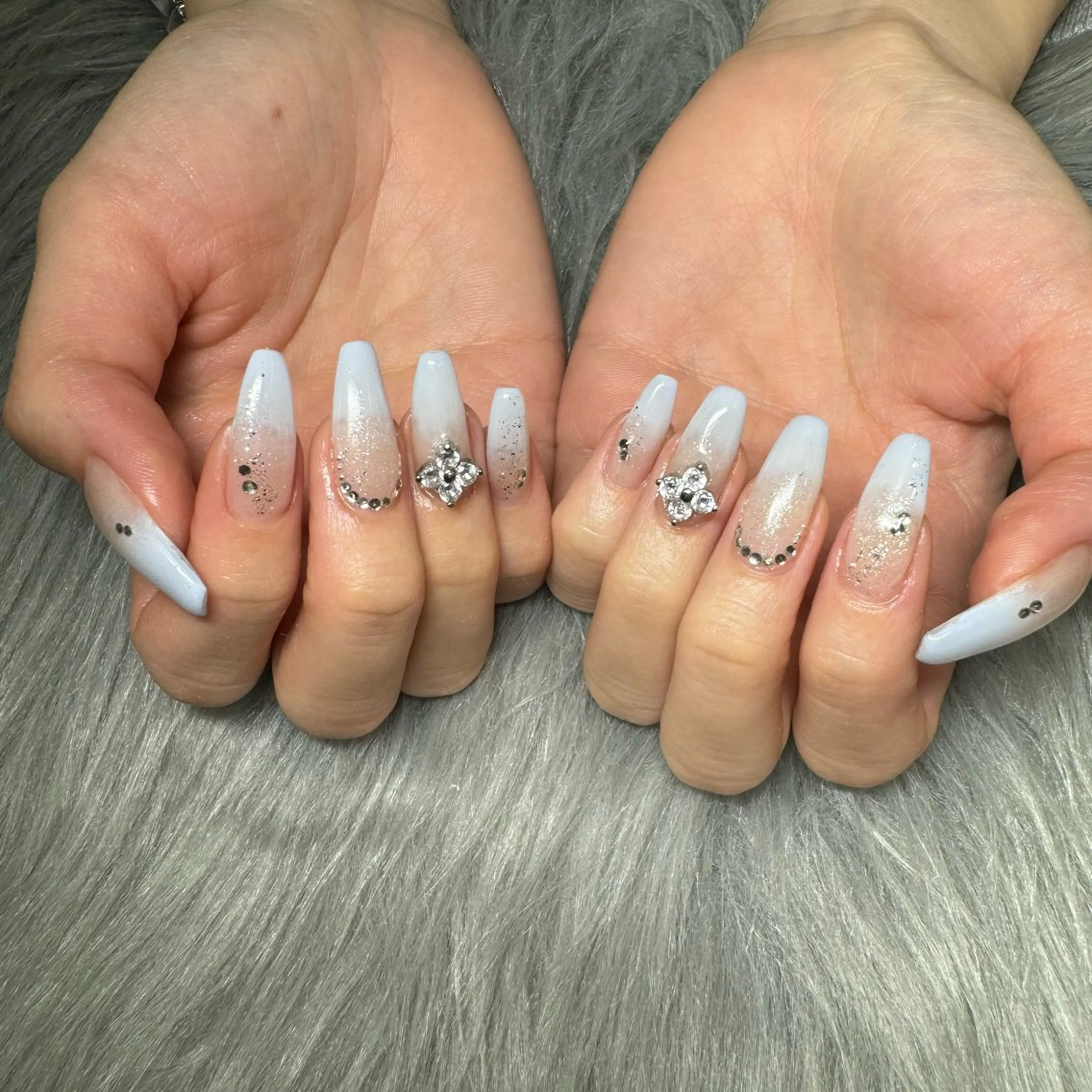 ネイル y's　beauty 京橋店のネイルデザイン