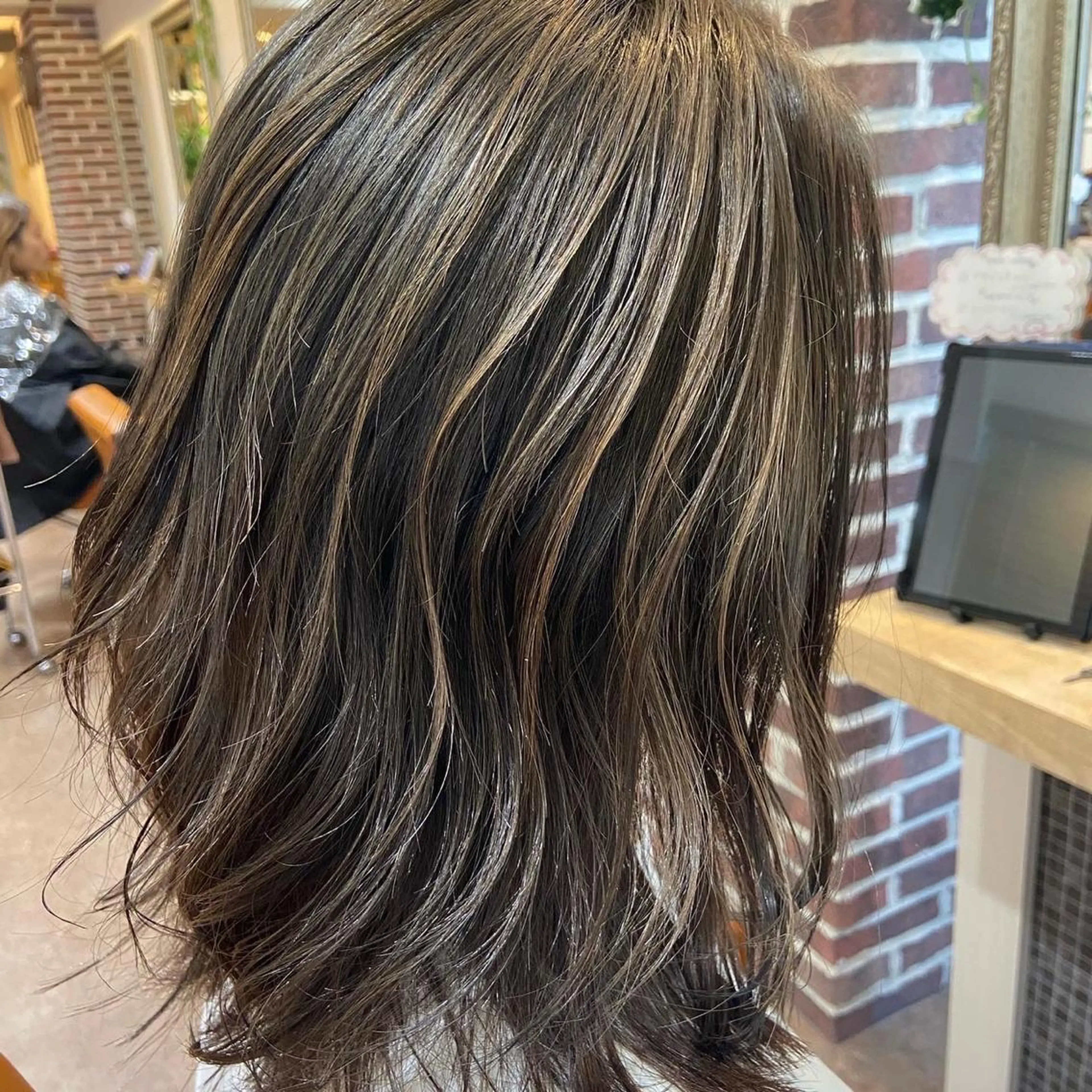 ミディアム カラー 透明感◎ / 艶髪 /  森田のヘアスタイル