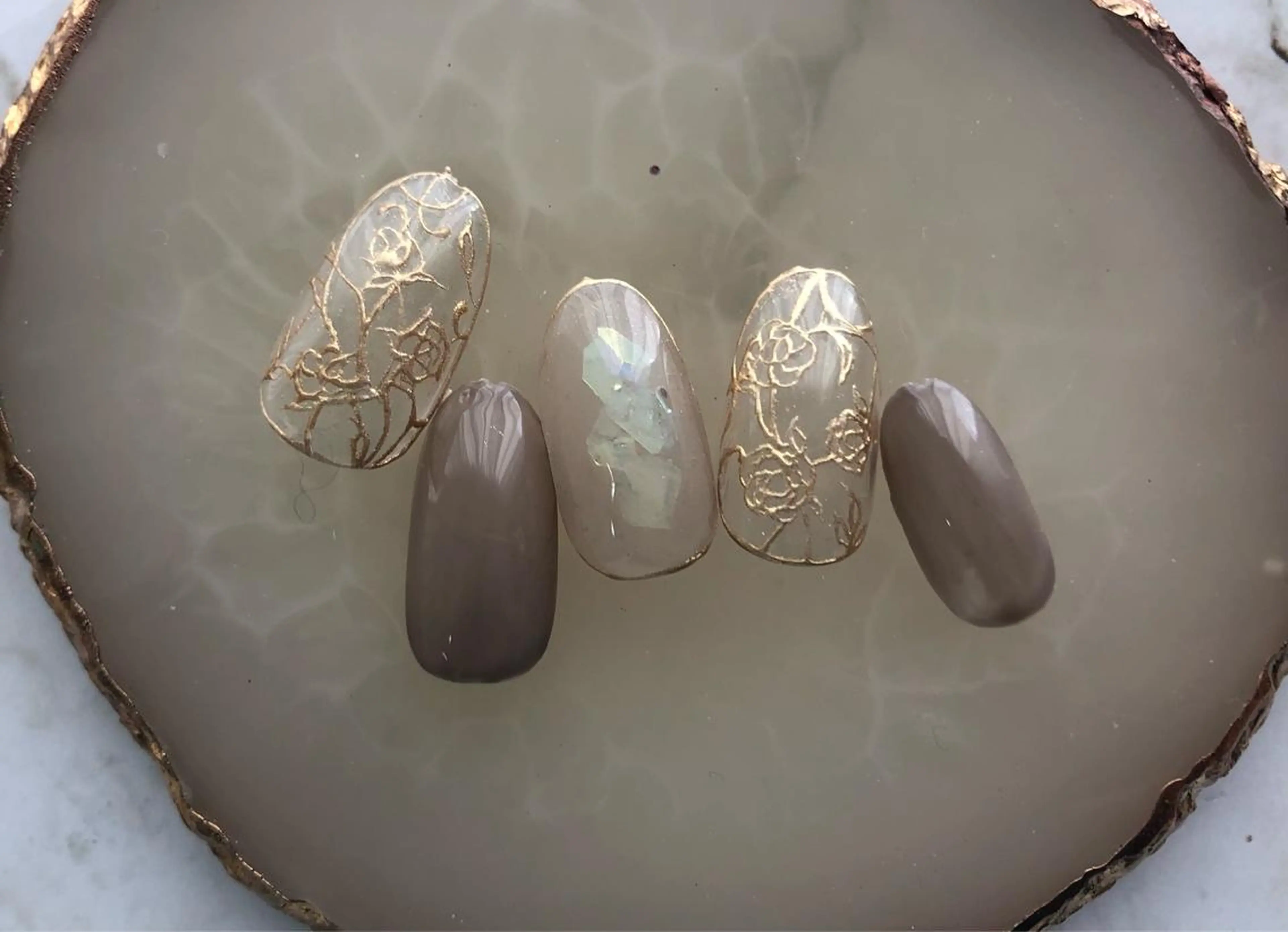 ネイル サロンku'u所属・salon kuuのネイルデザイン