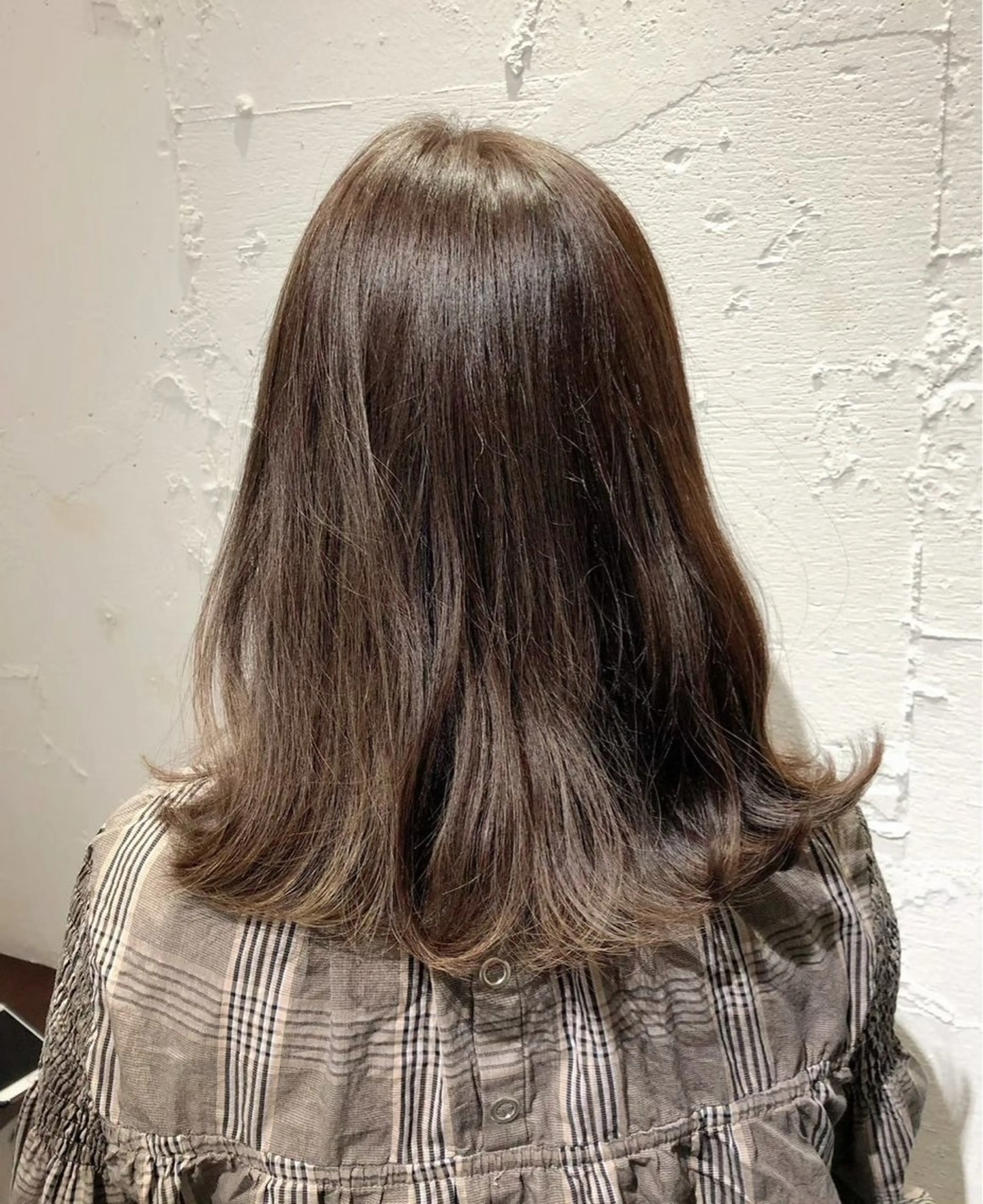 ミディアム カラー 鷲田 晴輝のヘアスタイル