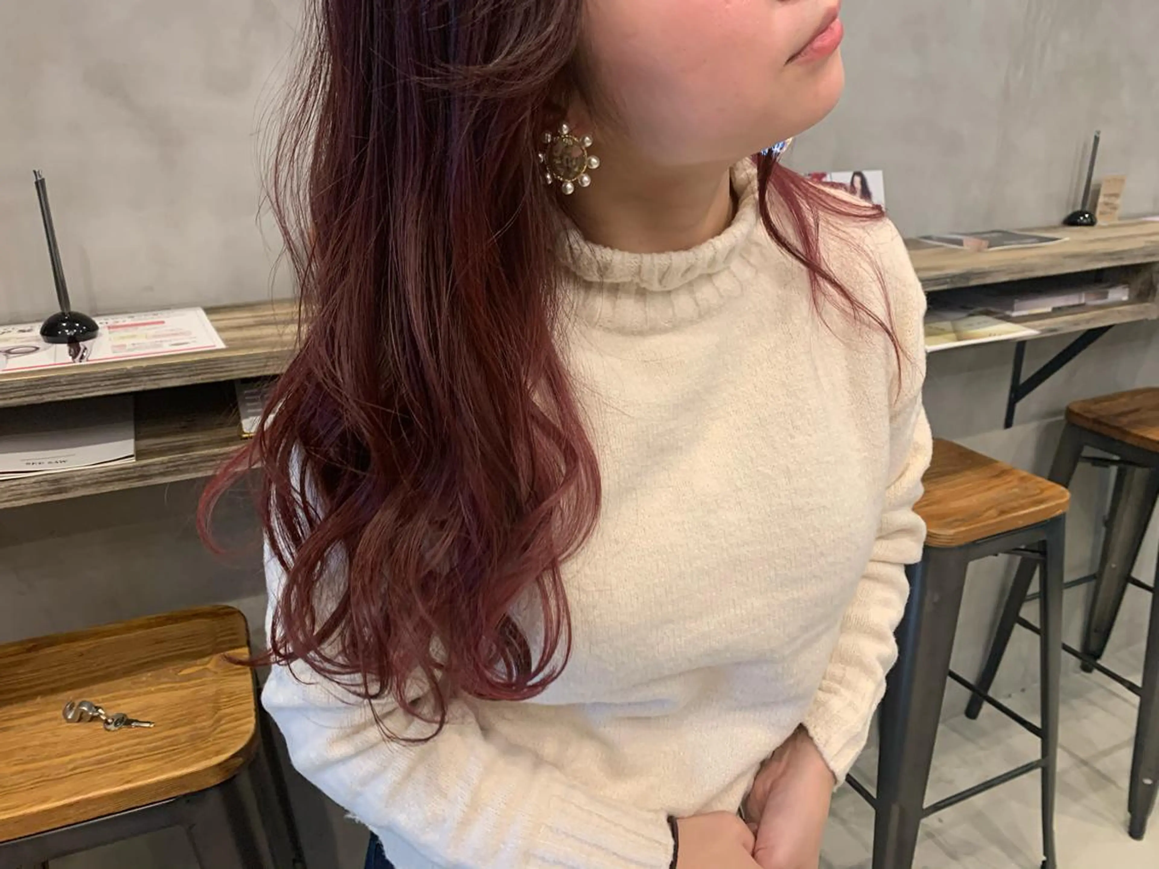 ロング カラー バレイヤージュ グラデーションカラー レッドカラー レイヤーカット ill.所属・ill［イル］大須 ダブルカラー髪質改善のヘアスタイル