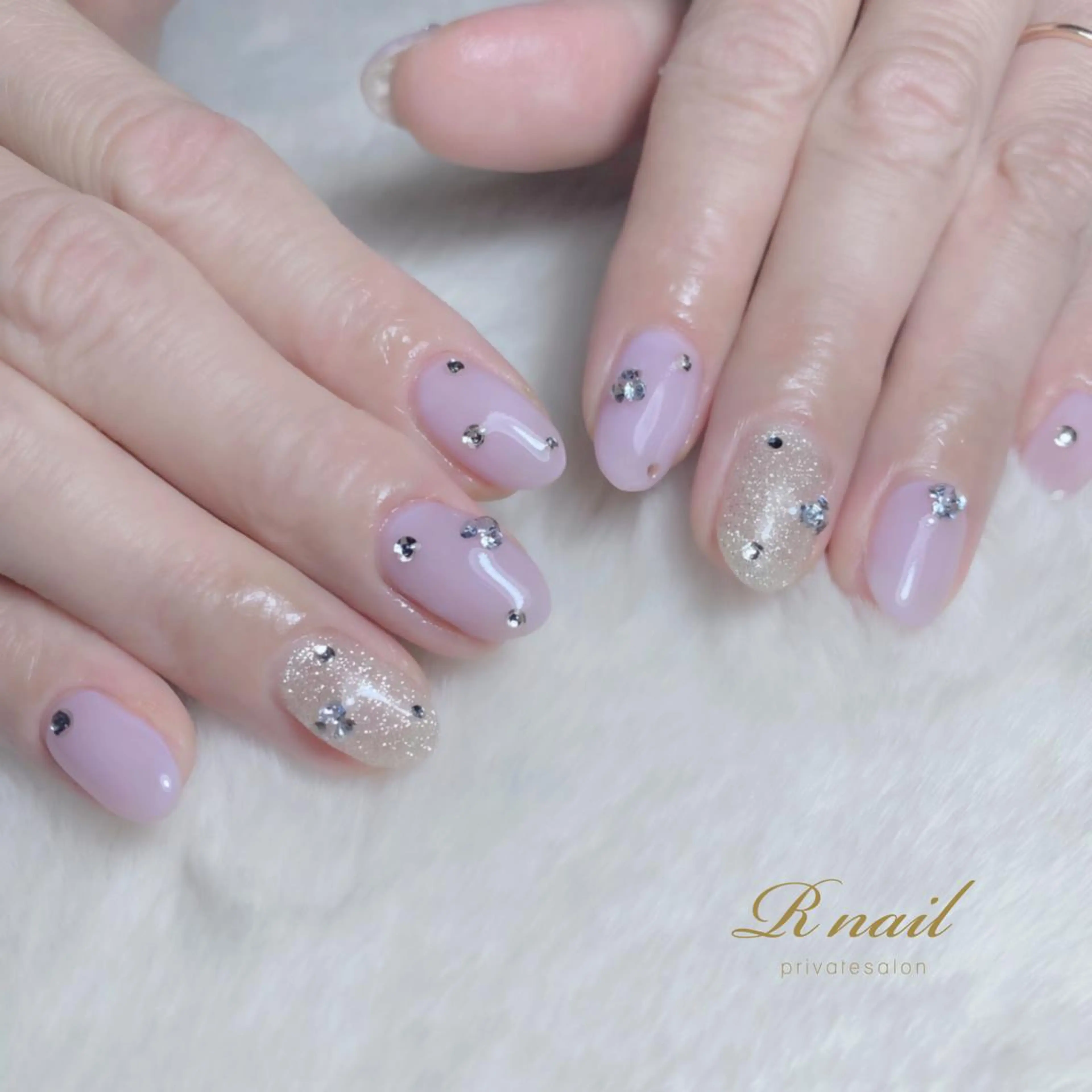 ネイル R nailのネイルデザイン