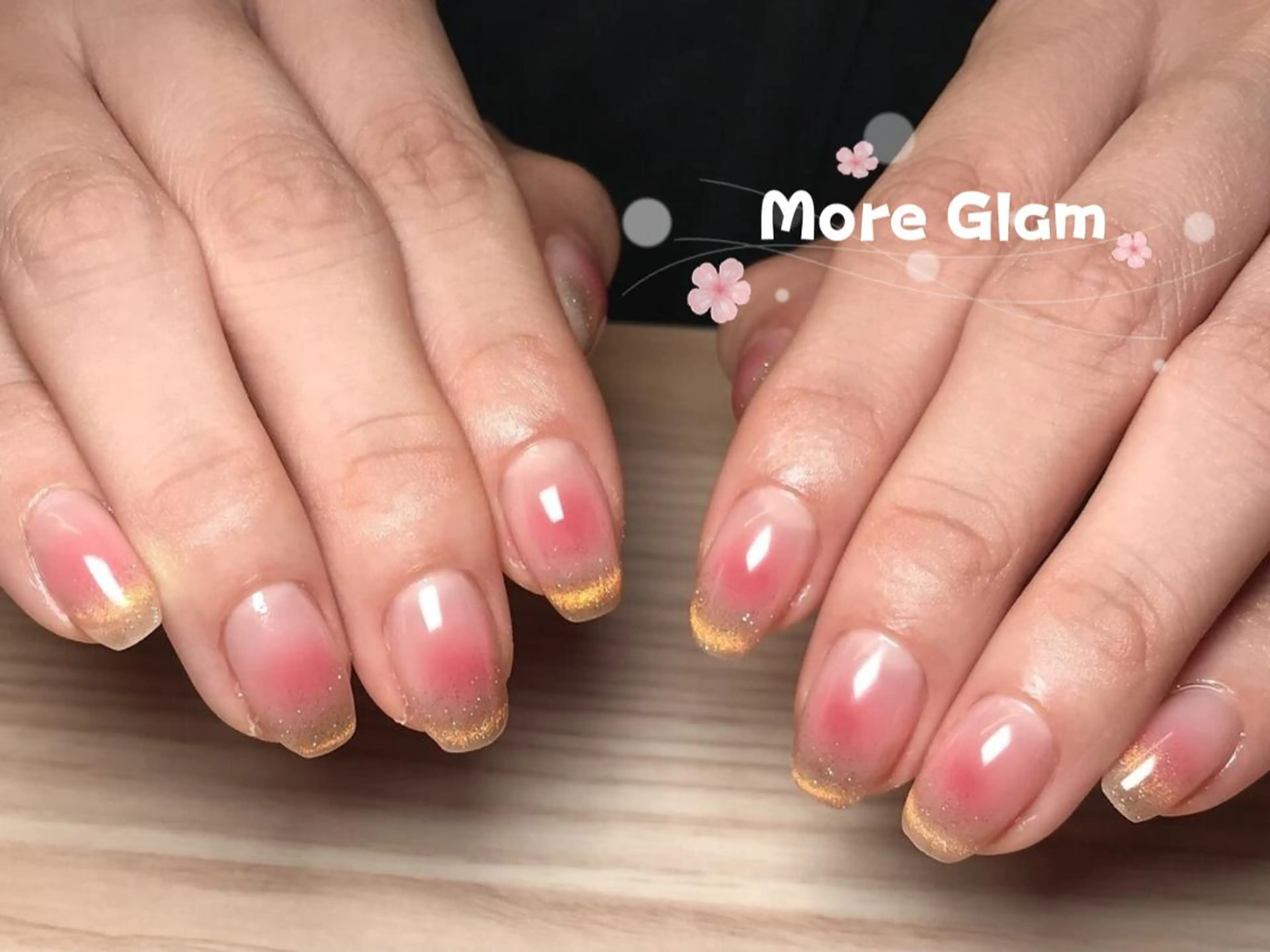 ネイル MoreGlam ネイルのネイルデザイン
